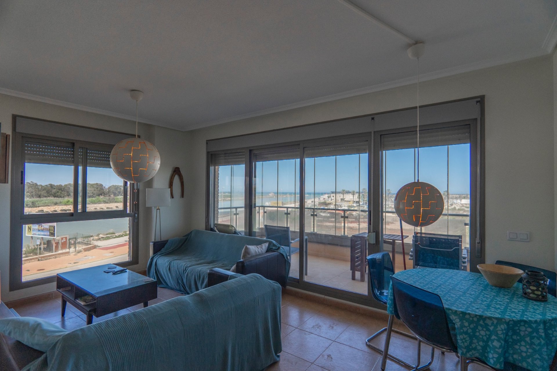 Reventa - Apartamento / piso - Guardamar del Segura - Puerto Deportivo