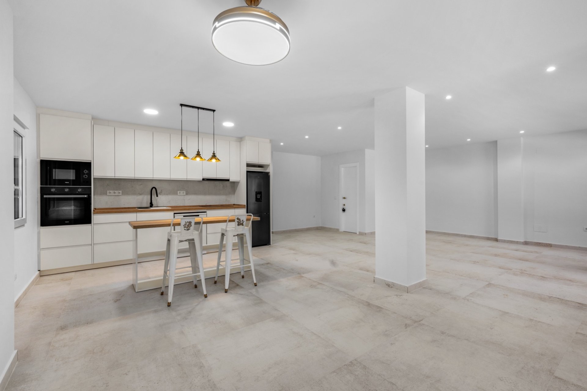 Reventa - Apartamento / piso - Torrevieja - El Acequión - Los Náufragos