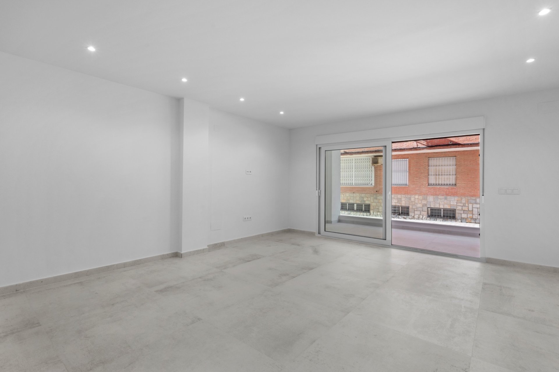 Reventa - Apartamento / piso - Torrevieja - El Acequión - Los Náufragos