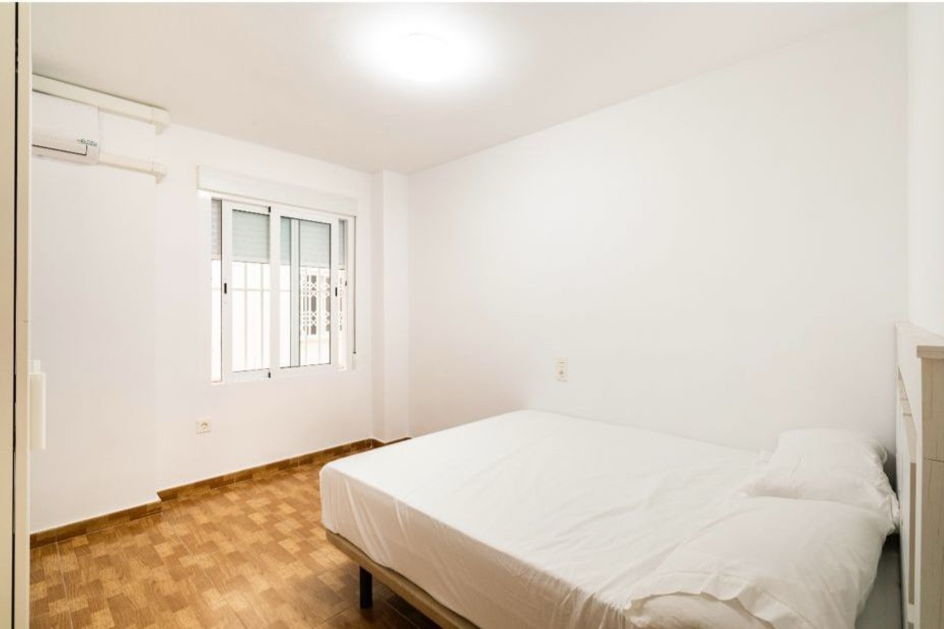 Reventa - Apartamento / piso - Torrevieja - La Mata