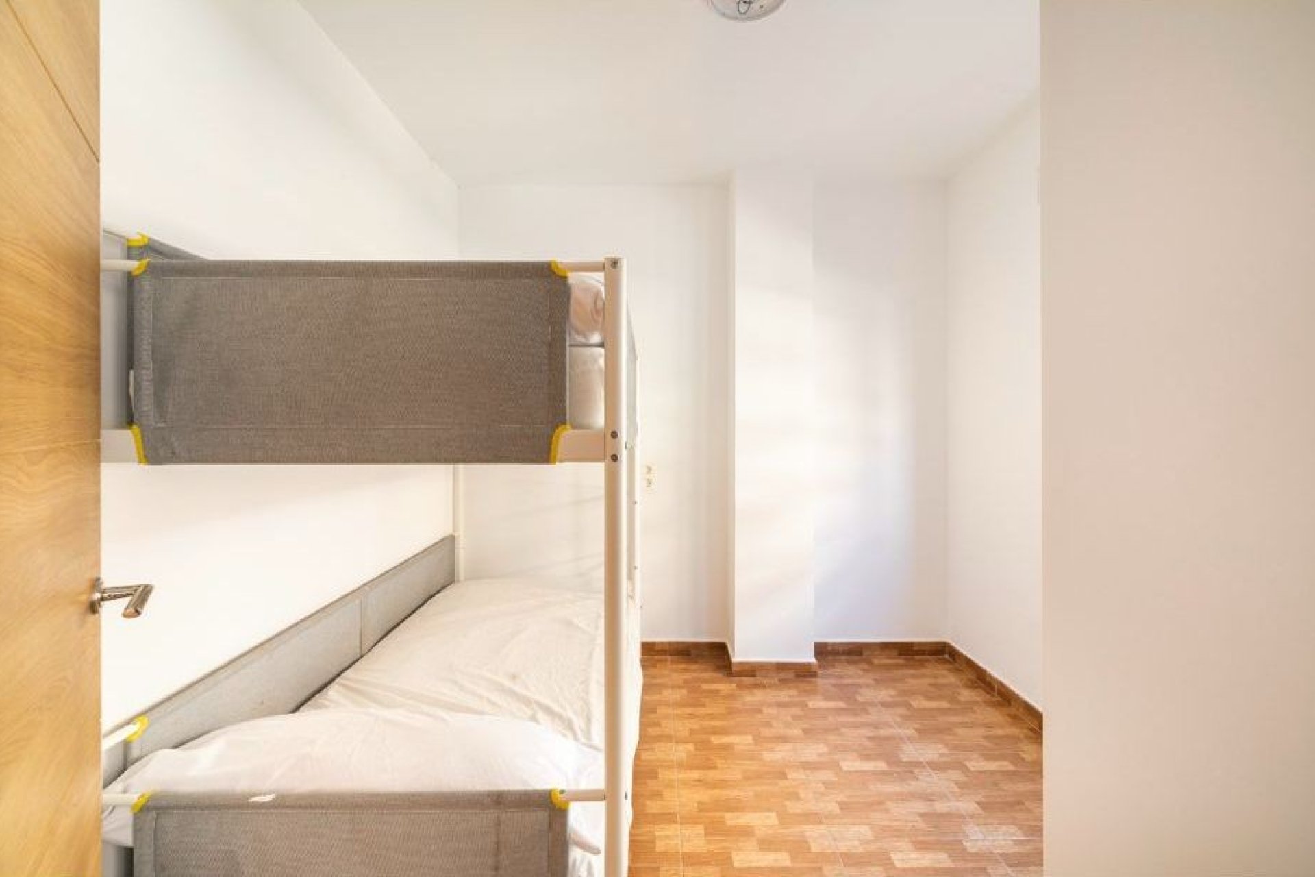 Reventa - Apartamento / piso - Torrevieja - La Mata