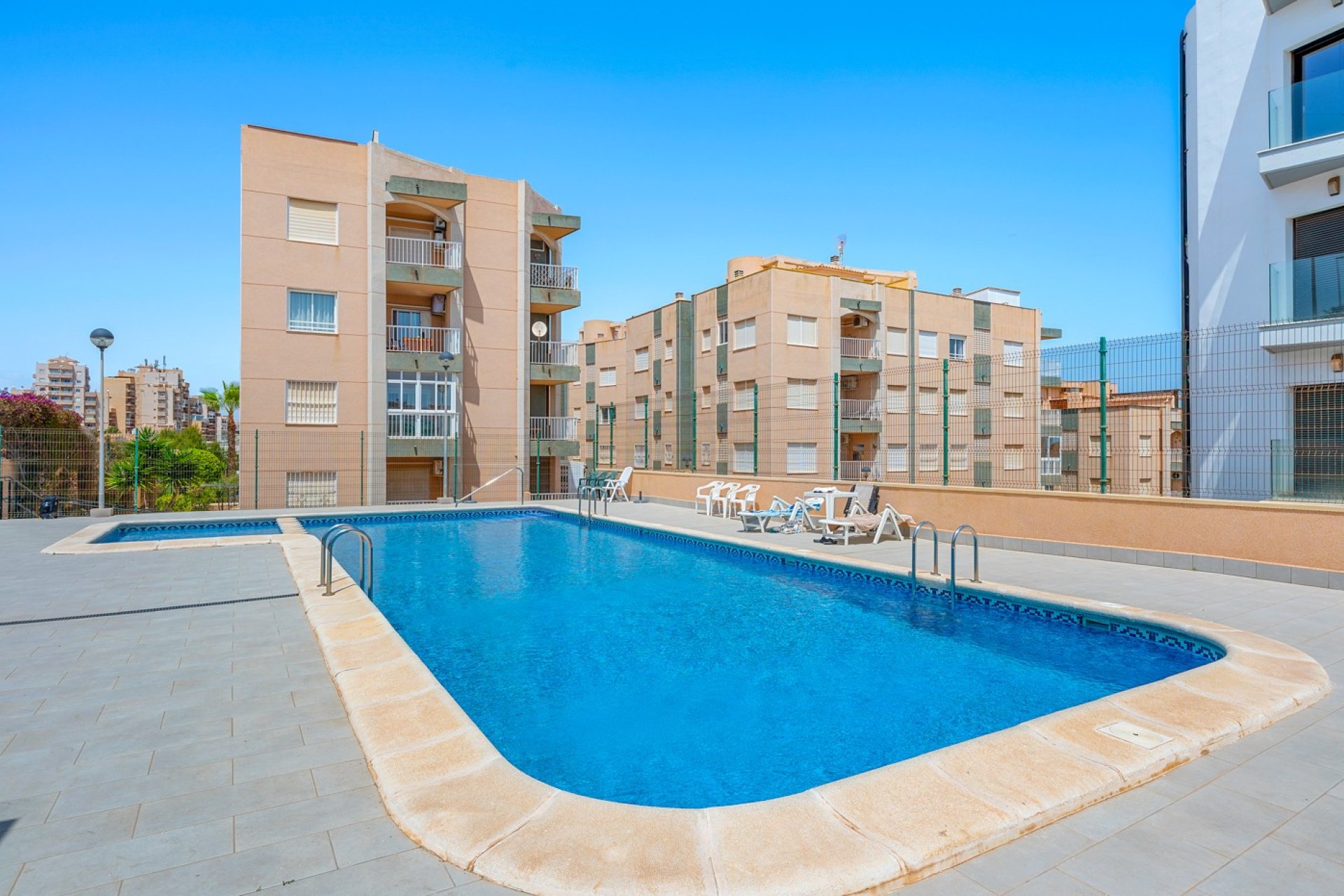 Reventa - Apartamento / piso - Torrevieja - La Mata