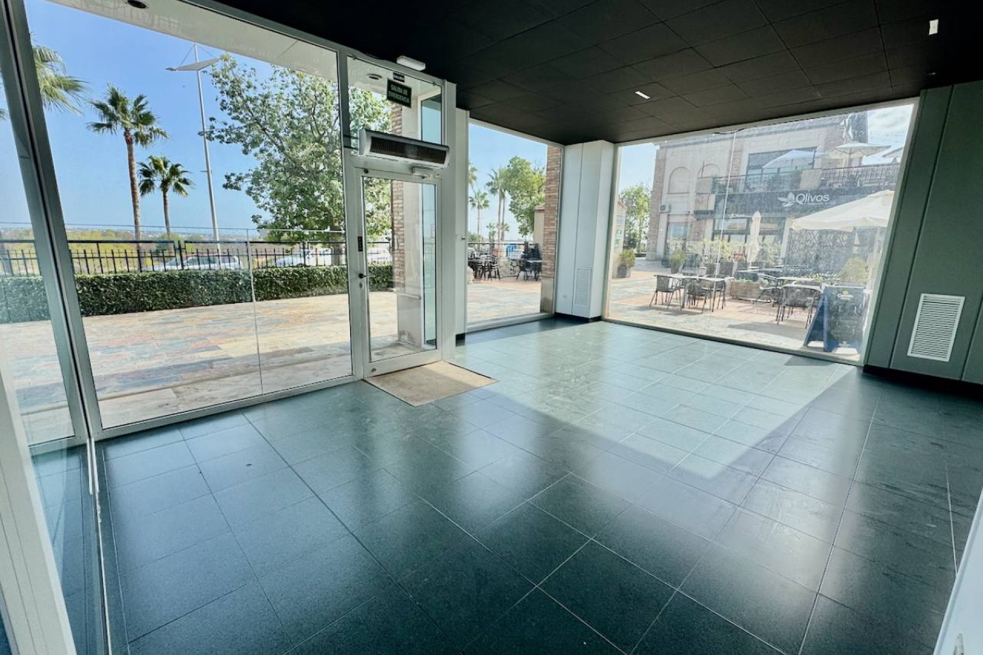 Reventa - Comercial - La Finca Golf