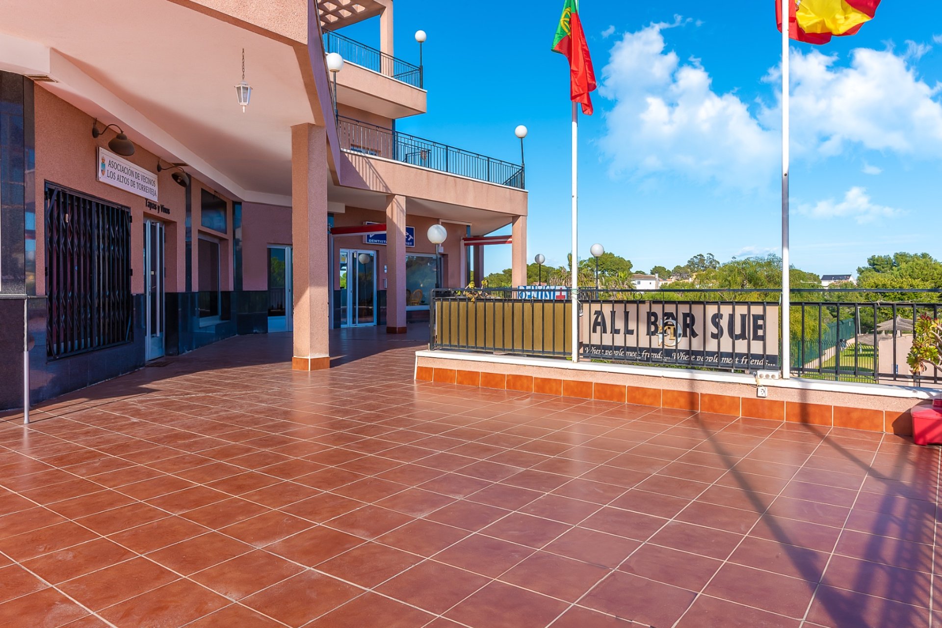 Reventa - Comercial - Orihuela Costa