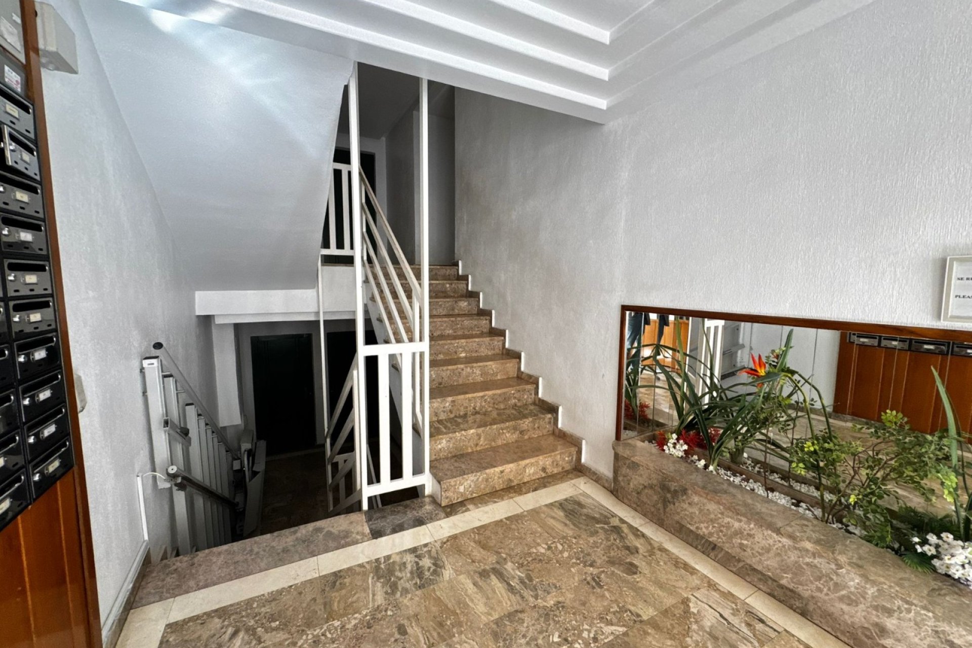 Reventa - Comercial - Punta Prima