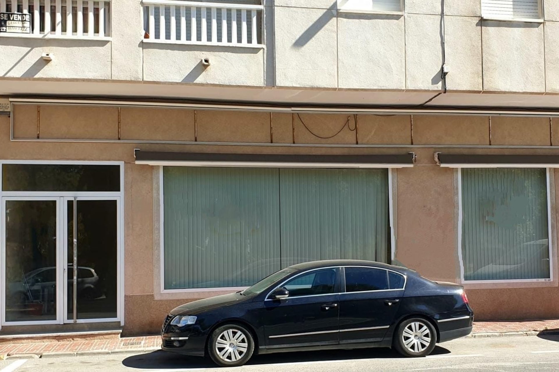 Reventa - Comercial - Torrevieja - El Acequión - Los Náufragos