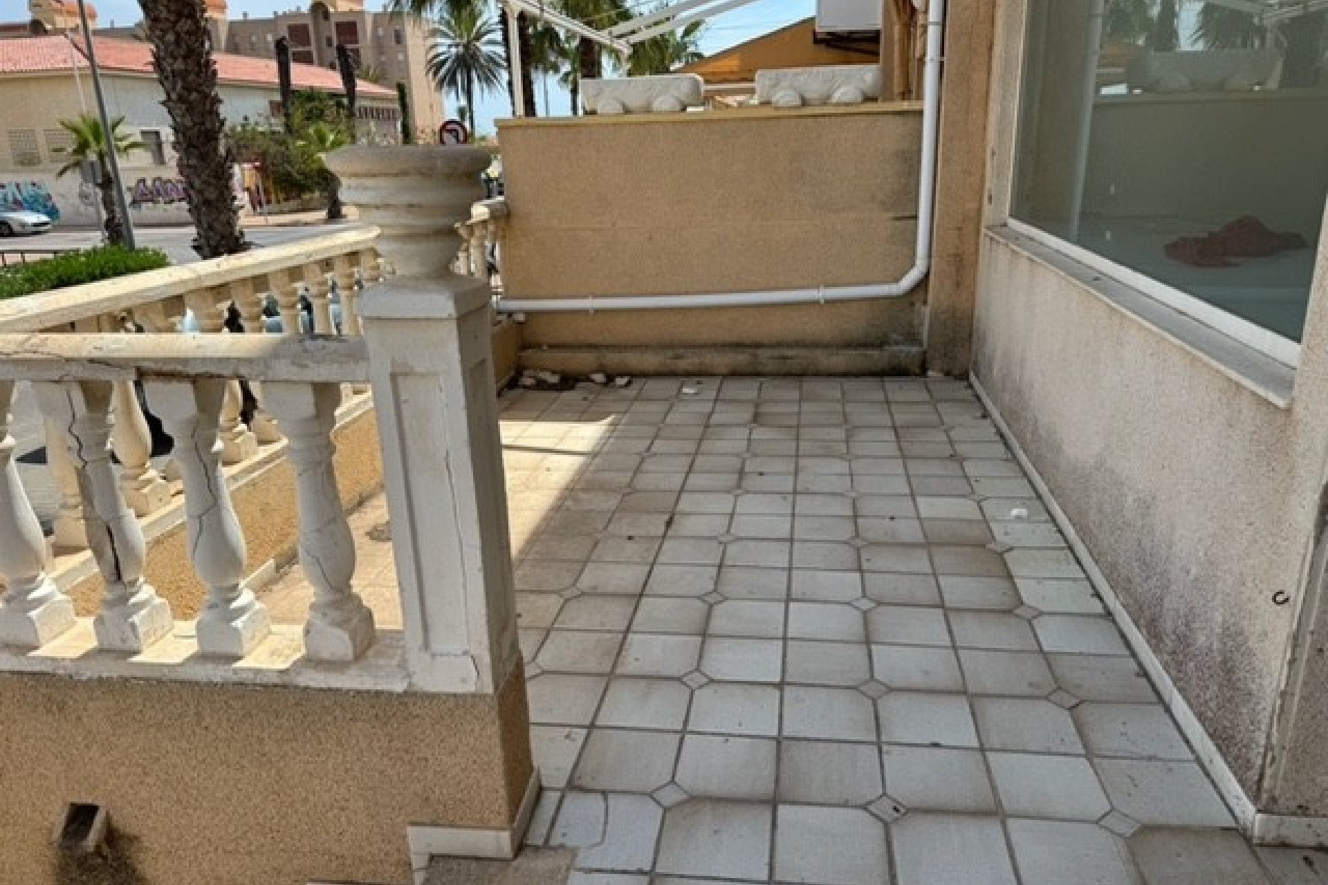 Reventa - Comercial - Torrevieja - La Mata