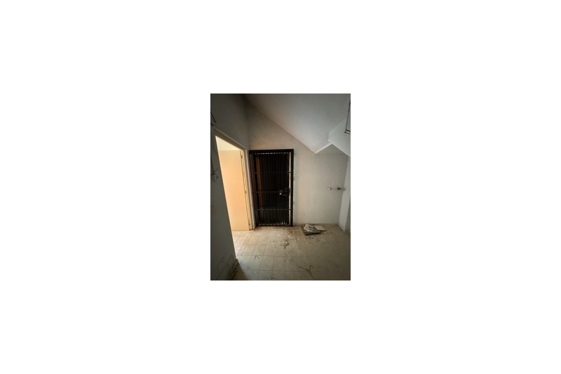 Reventa - Comercial - Torrevieja - La Mata