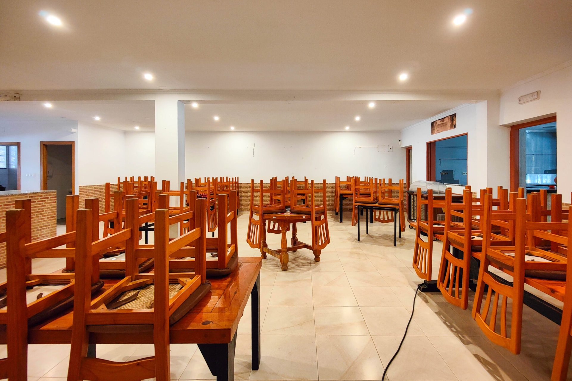 Reventa - Comercial - Torrevieja - La Siesta