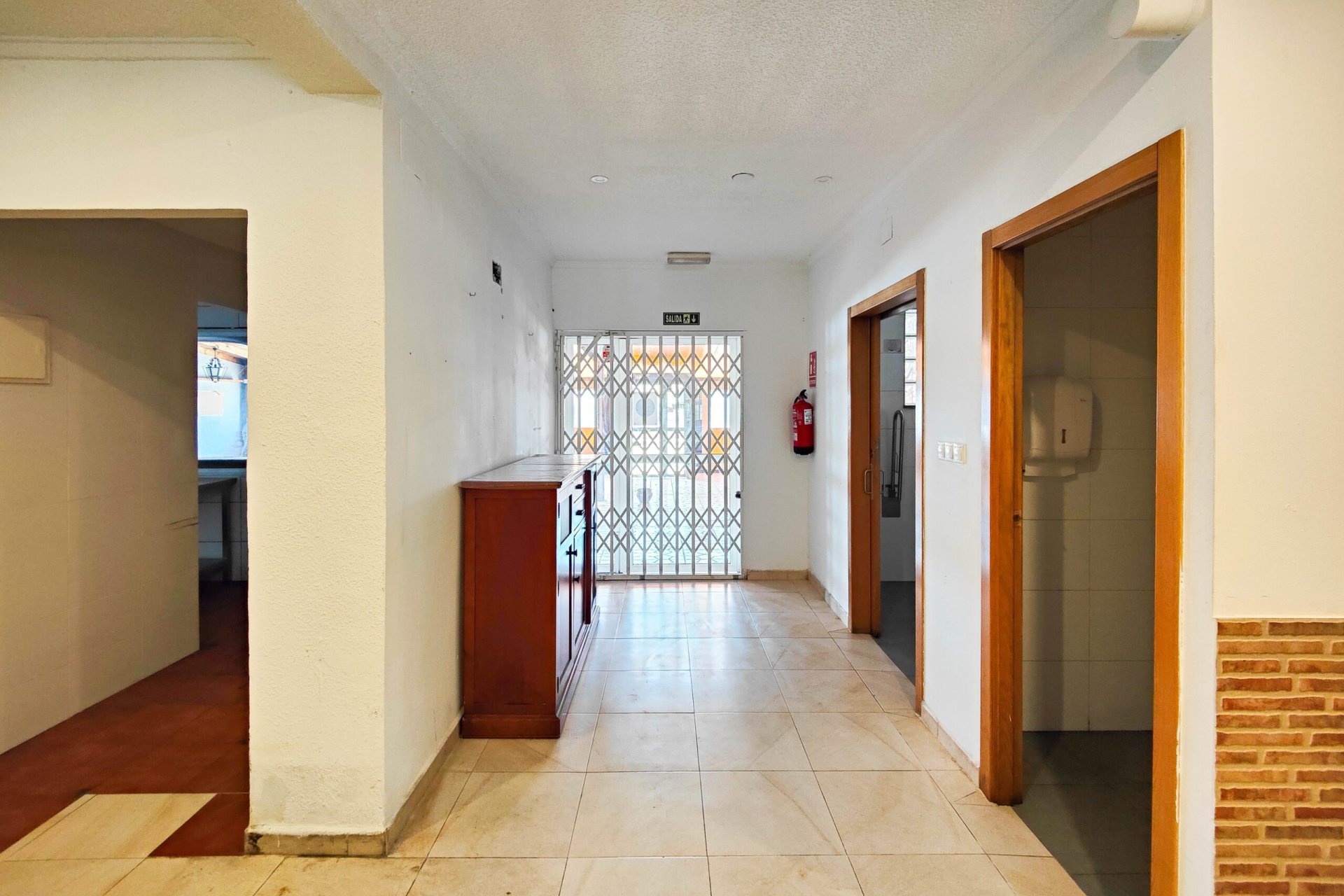 Reventa - Comercial - Torrevieja - La Siesta