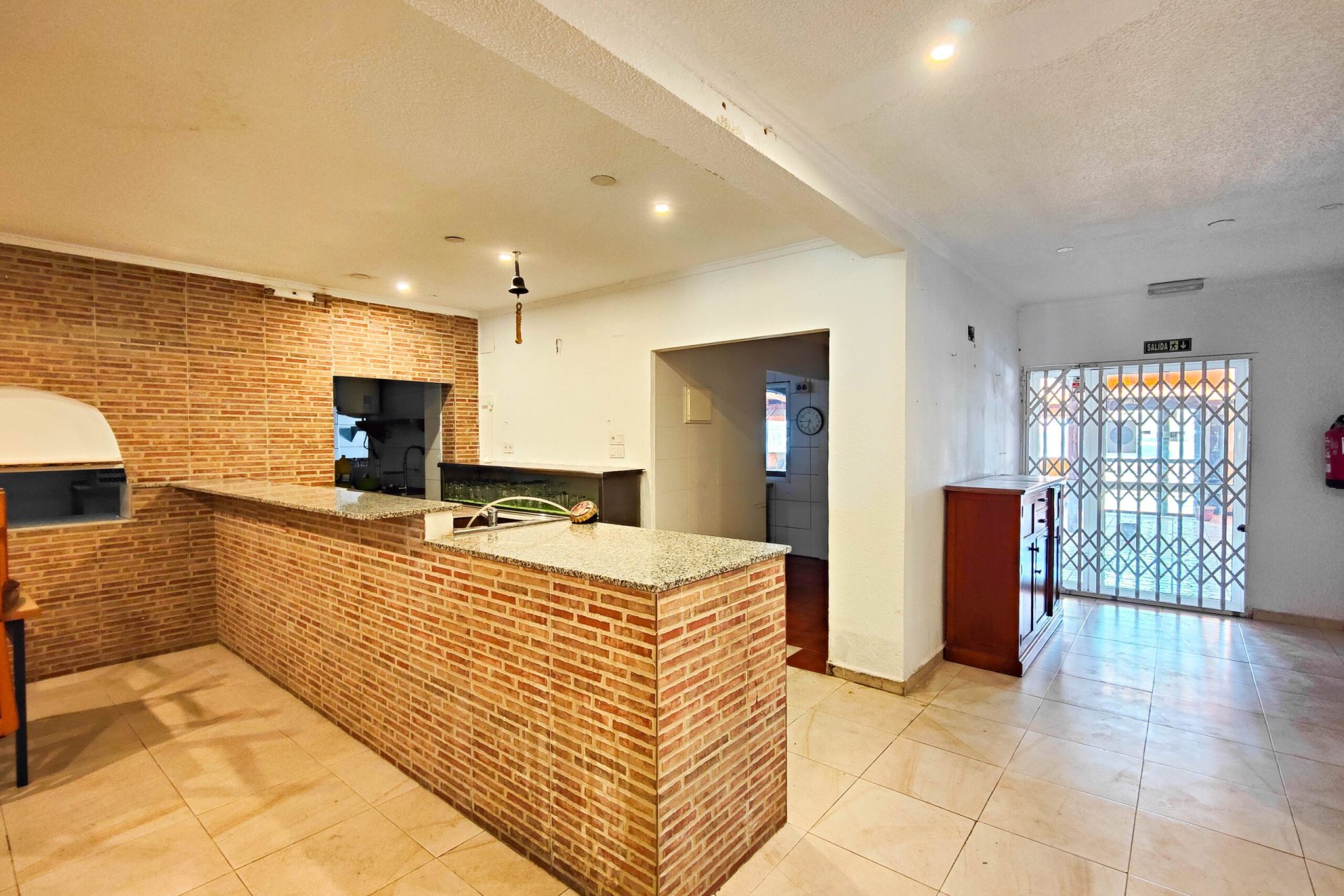 Reventa - Comercial - Torrevieja - La Siesta