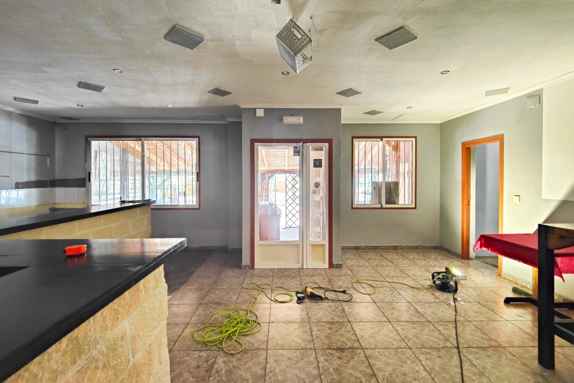 Reventa - Comercial - Torrevieja - La Siesta