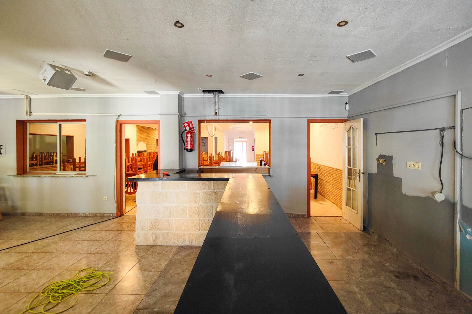 Reventa - Comercial - Torrevieja - La Siesta