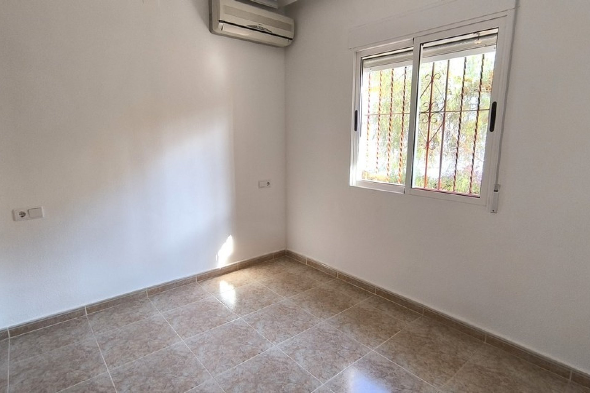 Reventa - Villa - Algorfa - Montemar - Saint Andrews Heights