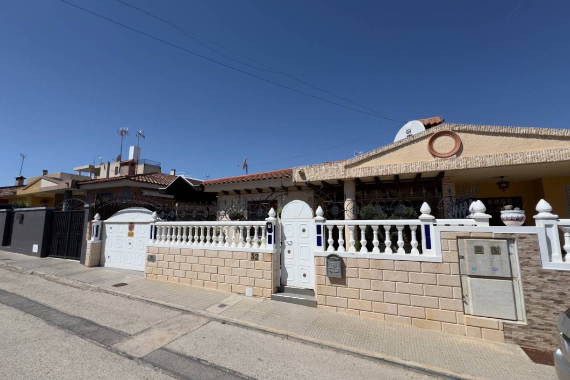 Reventa - Villa - Benijofar