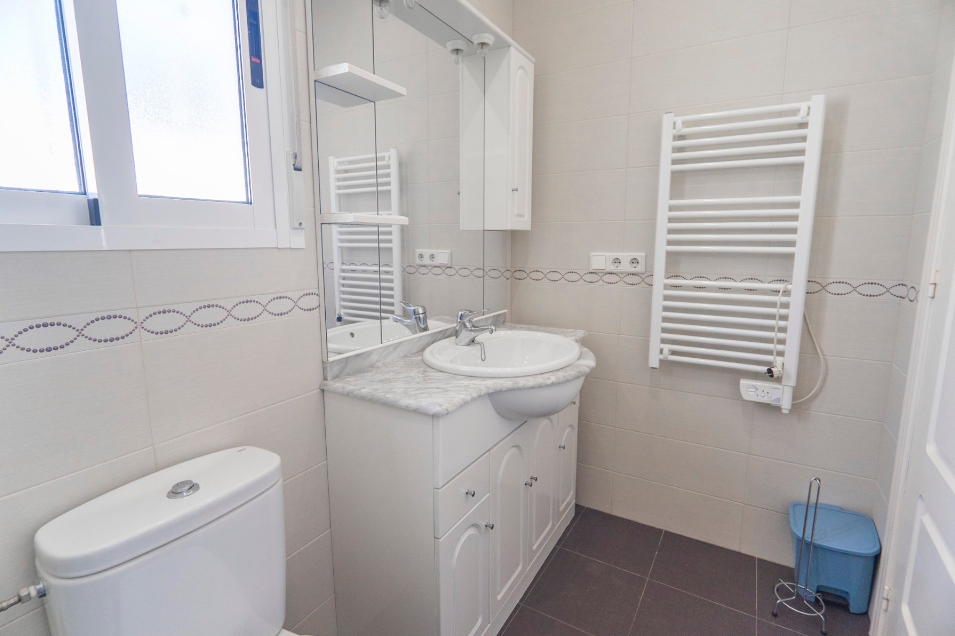 Reventa - Villa - Ciudad quesada - La Fiesta