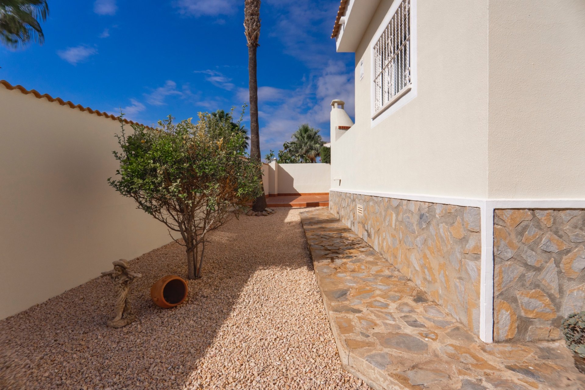 Reventa - Villa - Ciudad quesada - La Fiesta