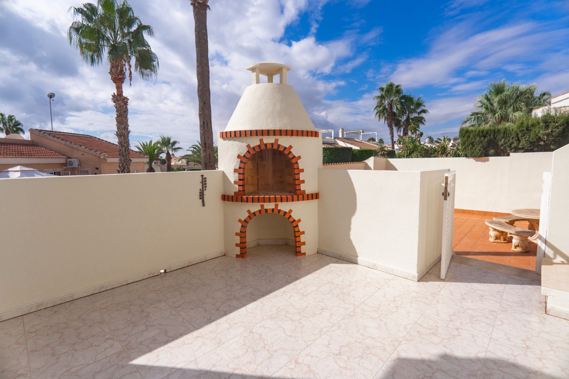 Reventa - Villa - Ciudad quesada - La Fiesta