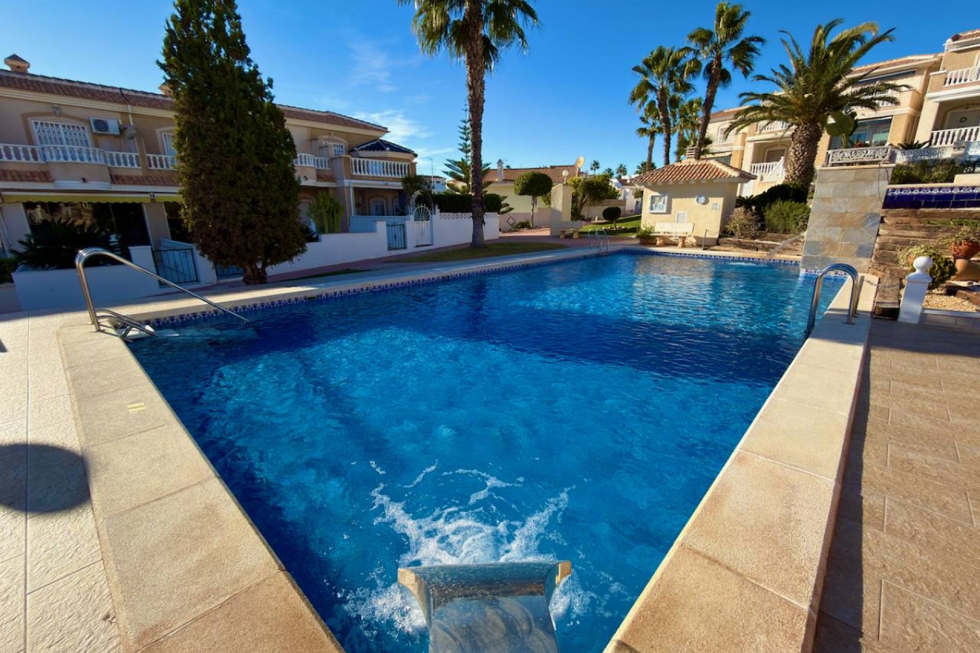 Reventa - Villa - Ciudad quesada - La Fiesta