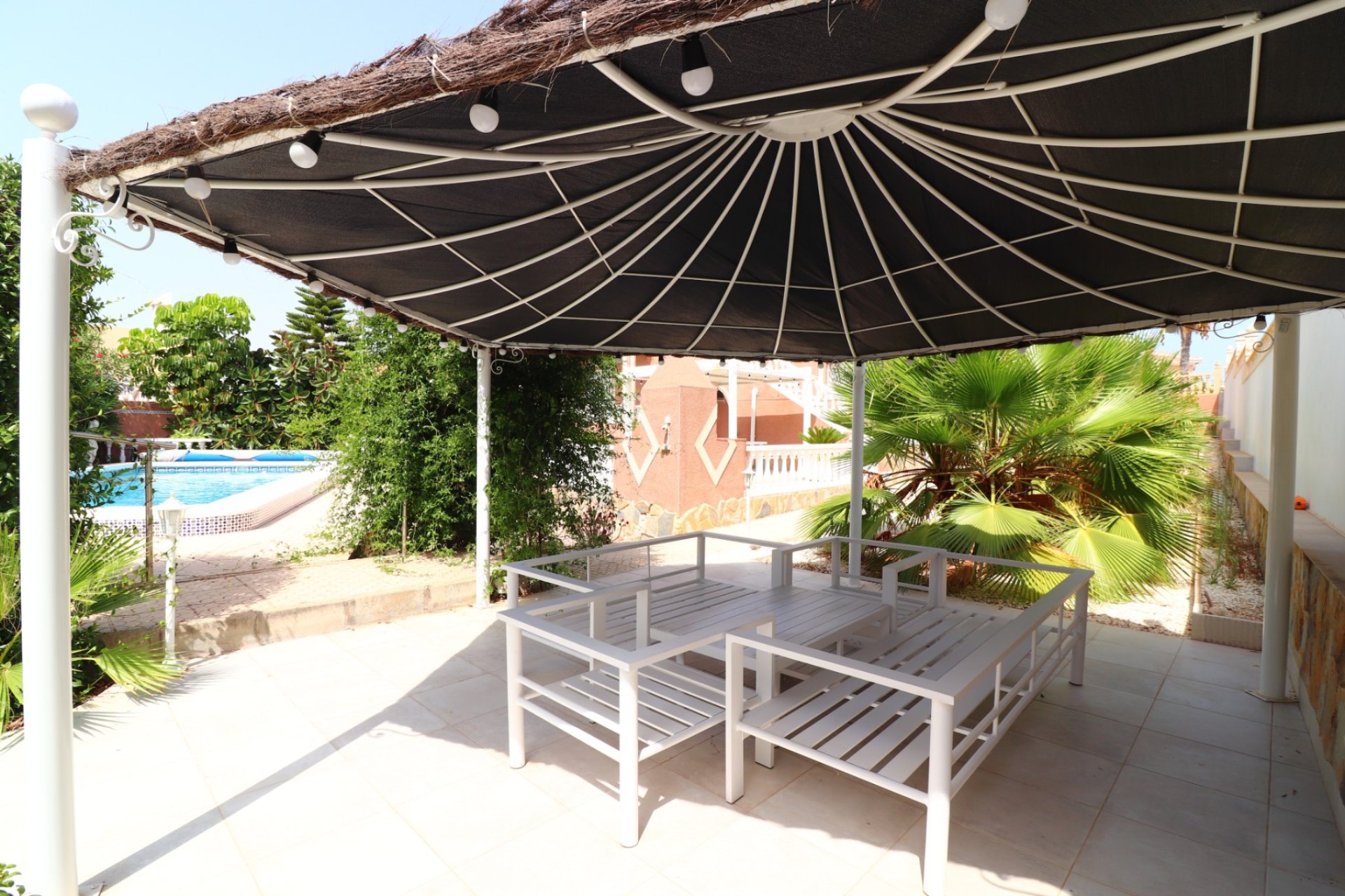 Reventa - Villa - Ciudad quesada - La Fiesta