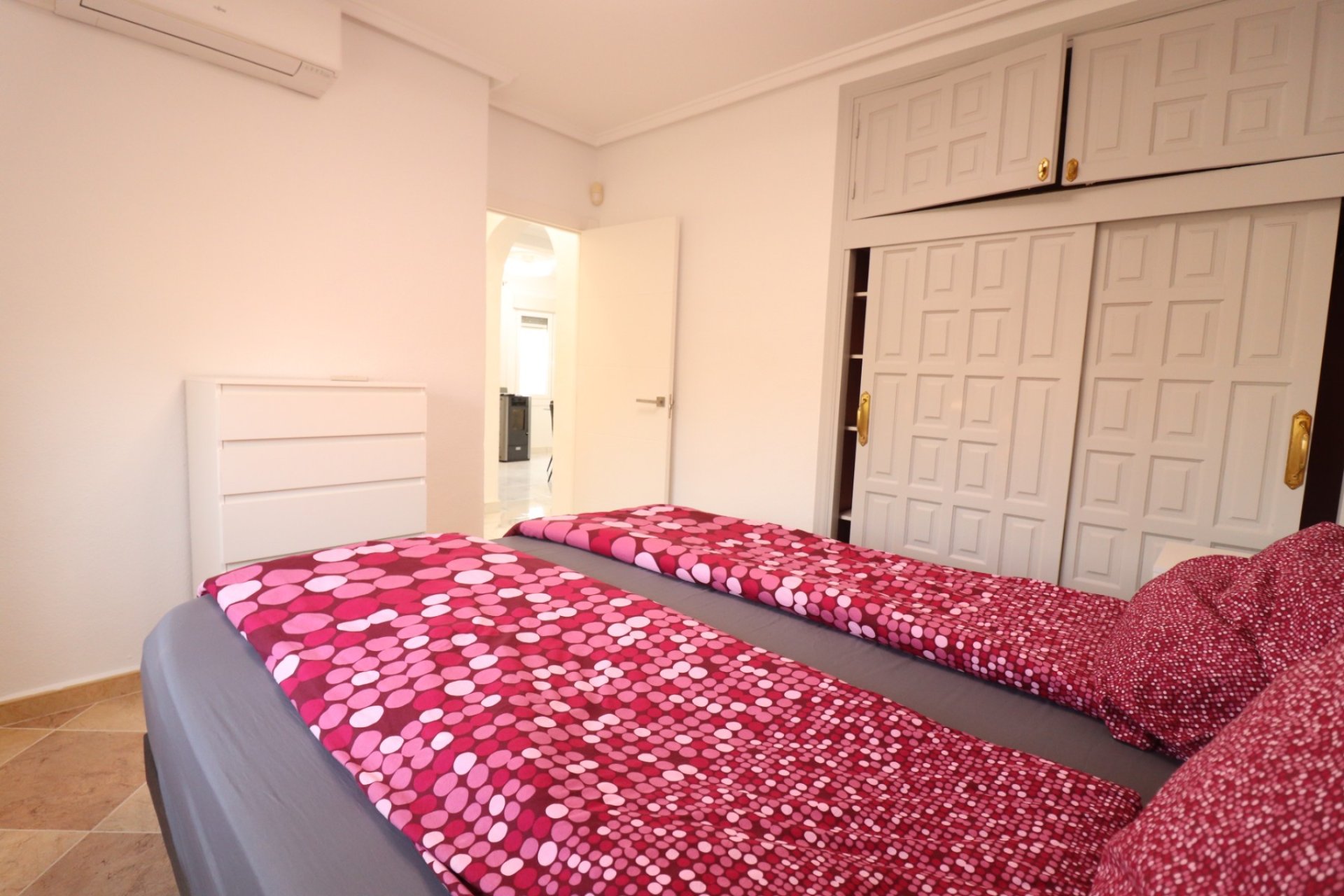 Reventa - Villa - Ciudad quesada - La Fiesta