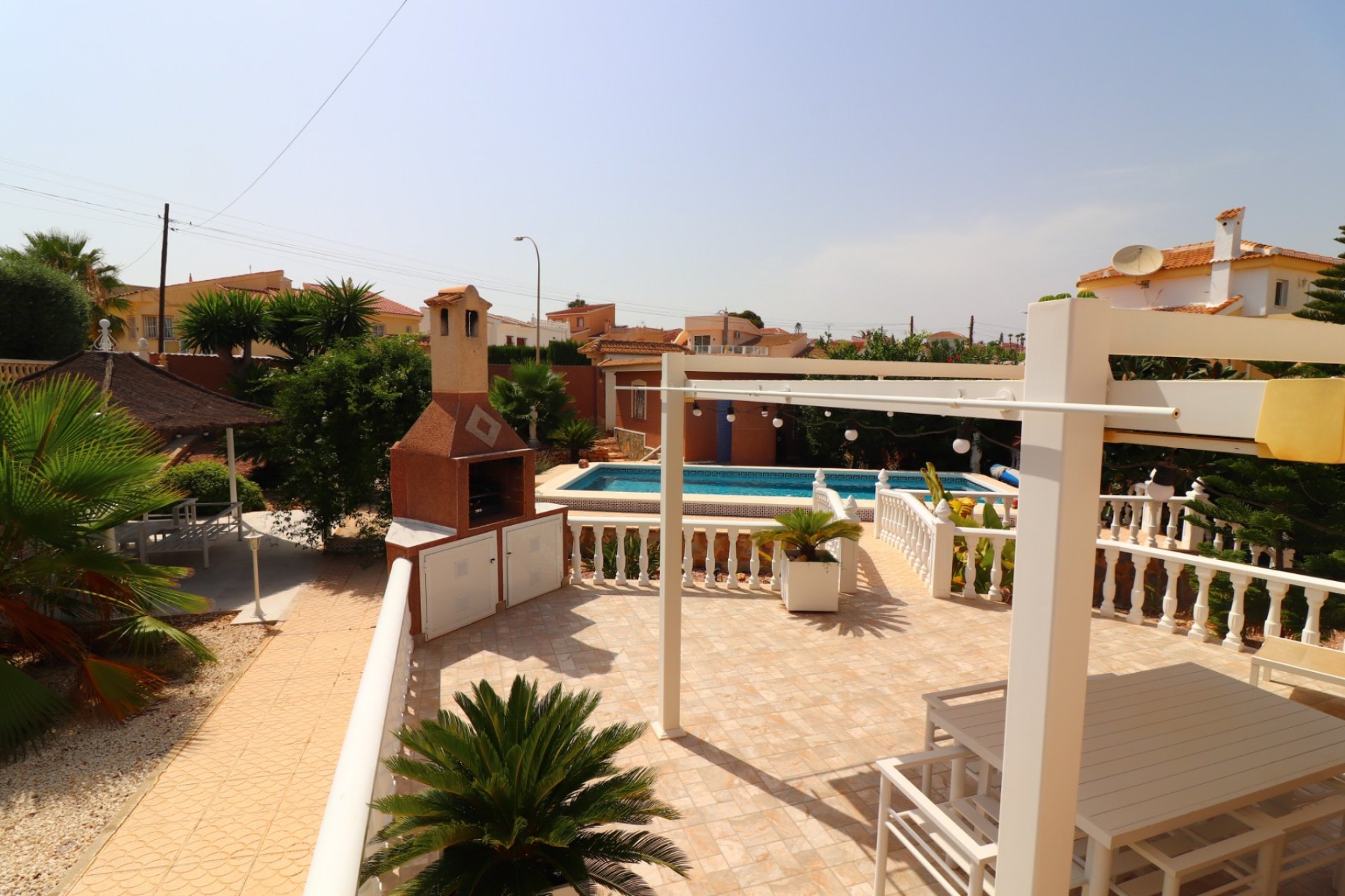 Reventa - Villa - Ciudad quesada - La Fiesta