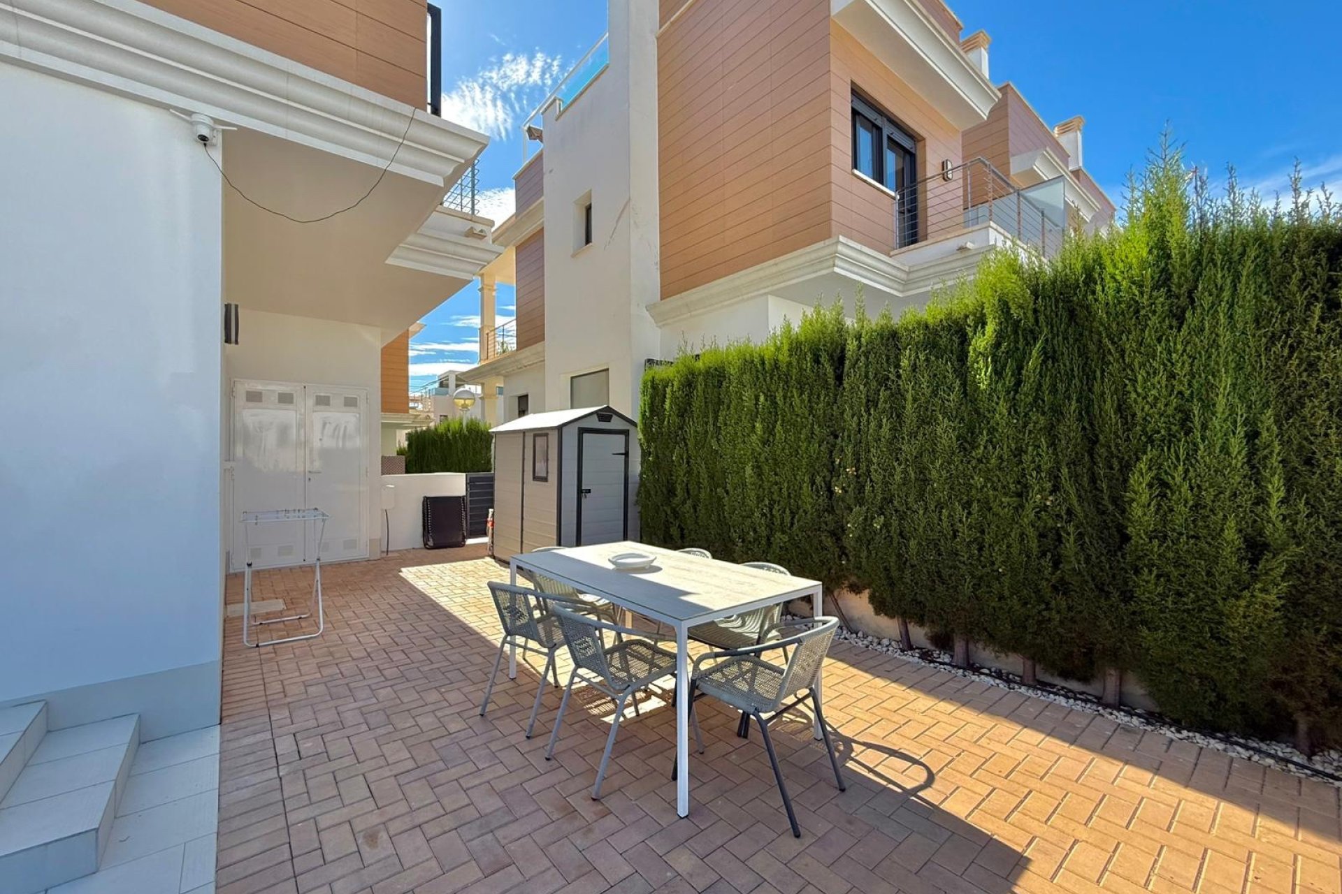 Reventa - Villa - Ciudad quesada - Pueblo Bravo