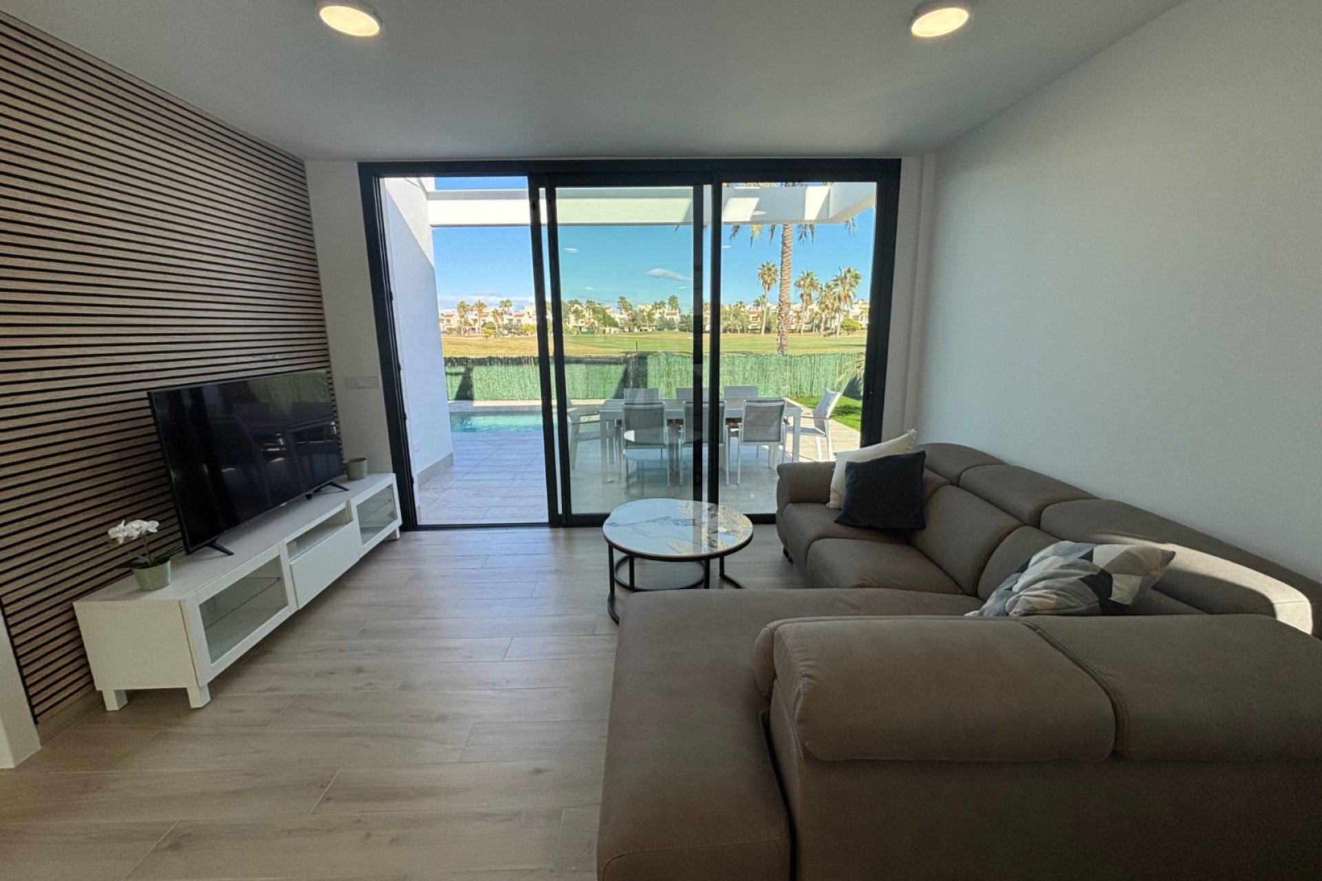 Reventa - Villa - Los Alcazares - Roda