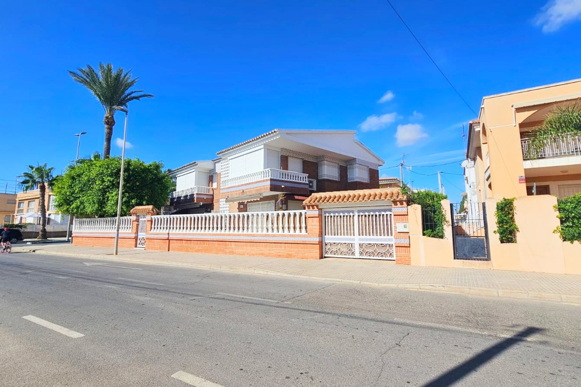 Reventa - Villa - Los Alcazares