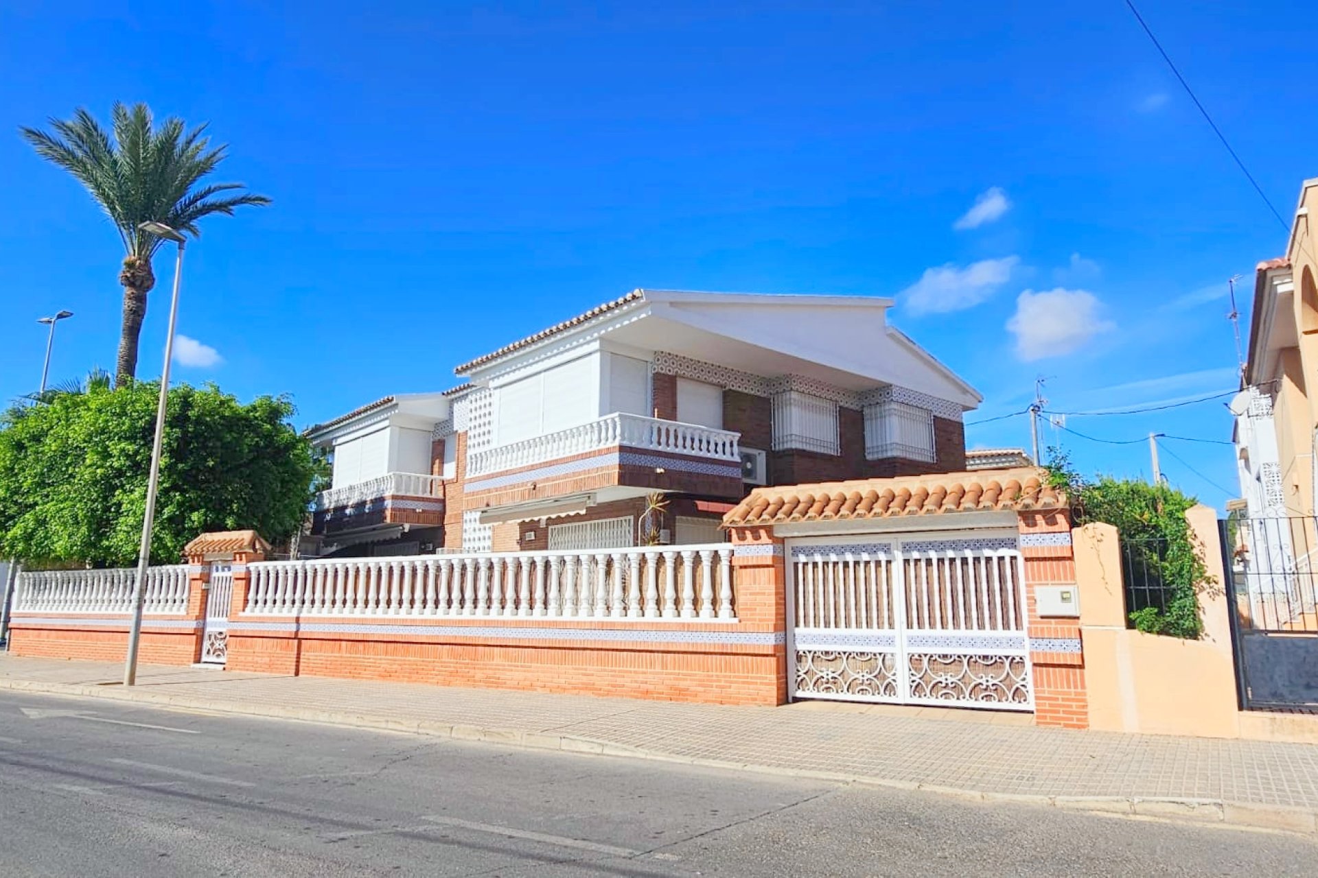 Reventa - Villa - Los Alcazares