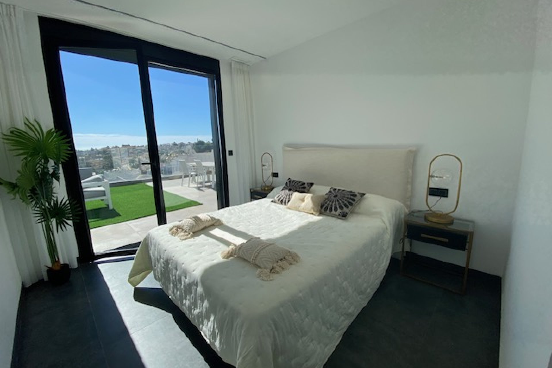 Reventa - Villa - Los Balcones - Los Altos