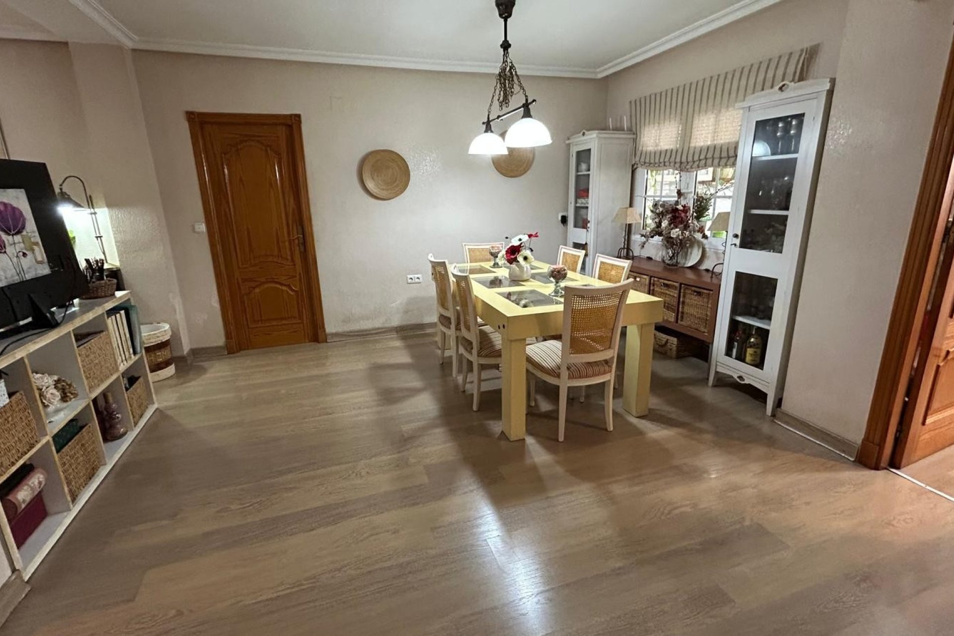 Reventa - Villa - Los Montesinos