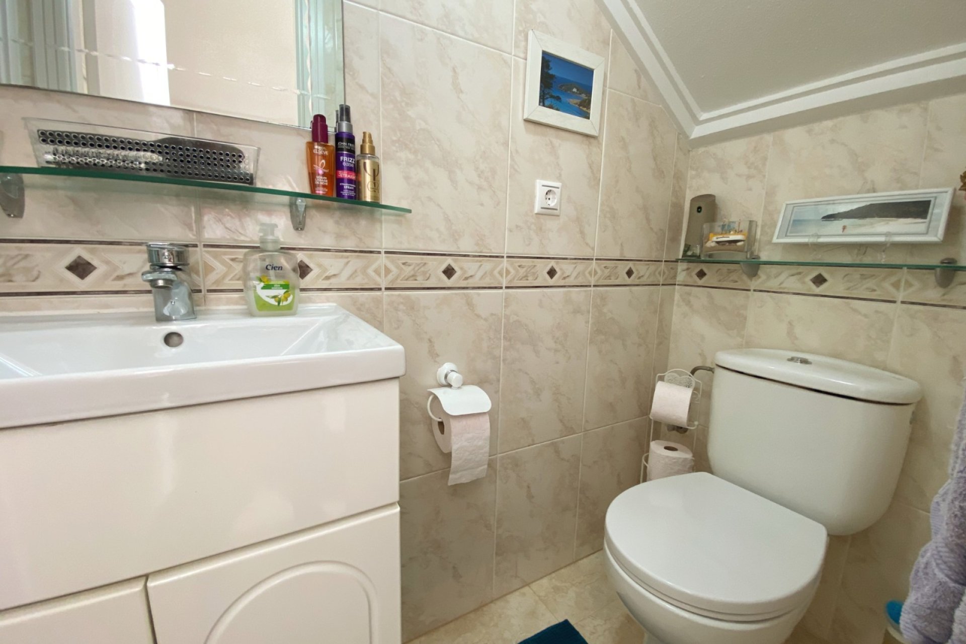 Reventa - Villa / Semi pareado - Ciudad quesada - Doña Pepa