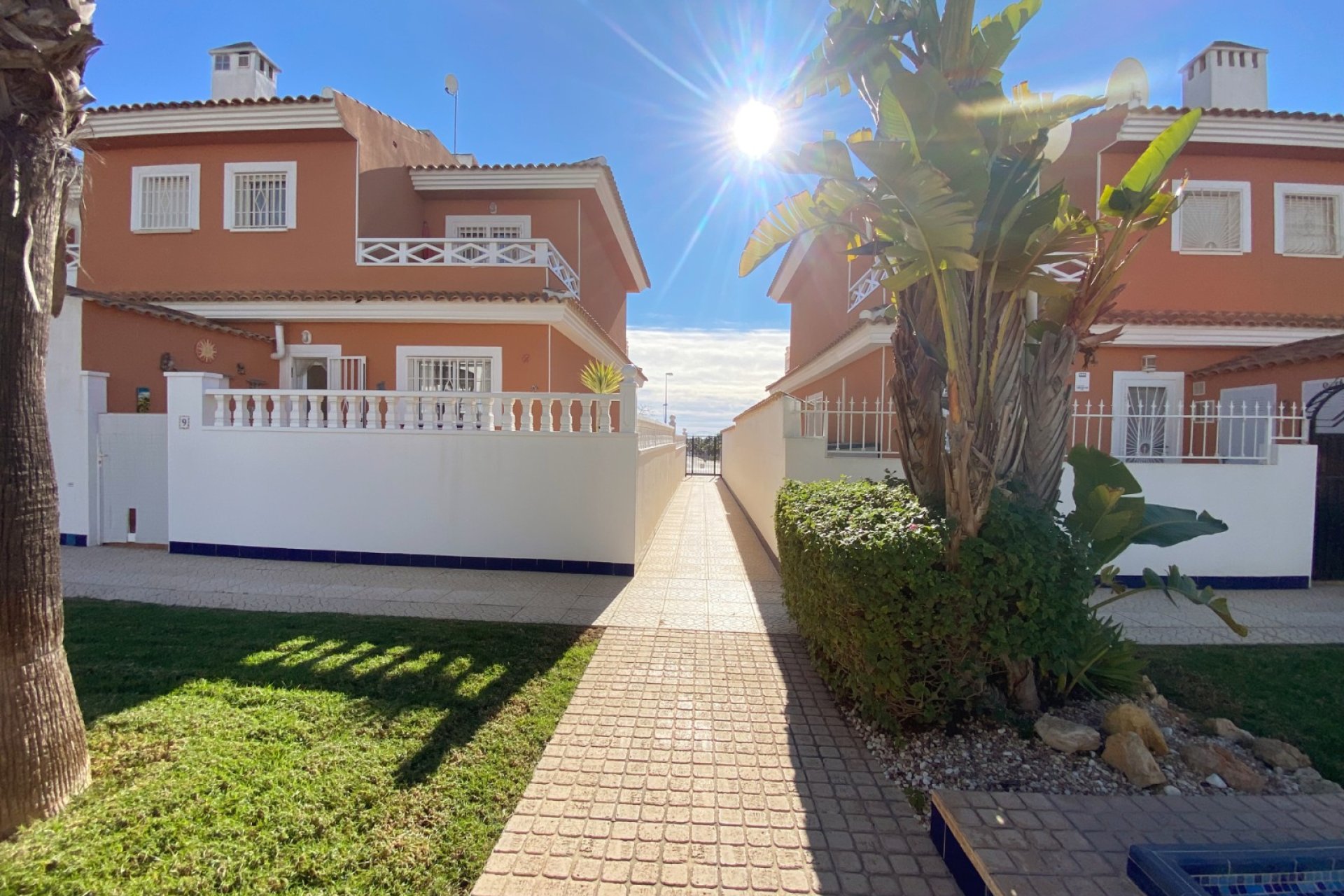 Reventa - Villa / Semi pareado - Ciudad quesada - Doña Pepa