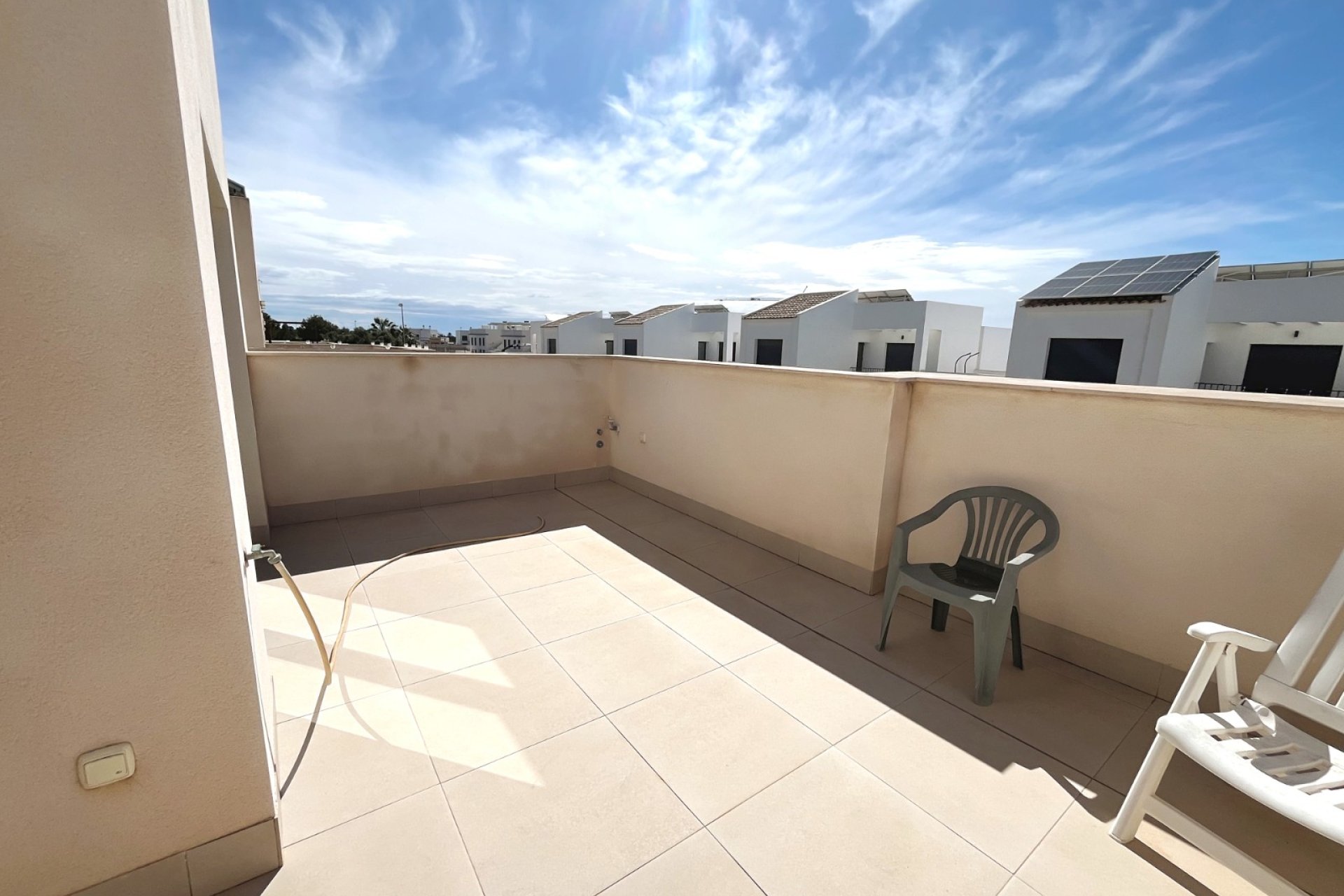Reventa - Villa / Semi pareado - Ciudad quesada - Pueblo Bravo