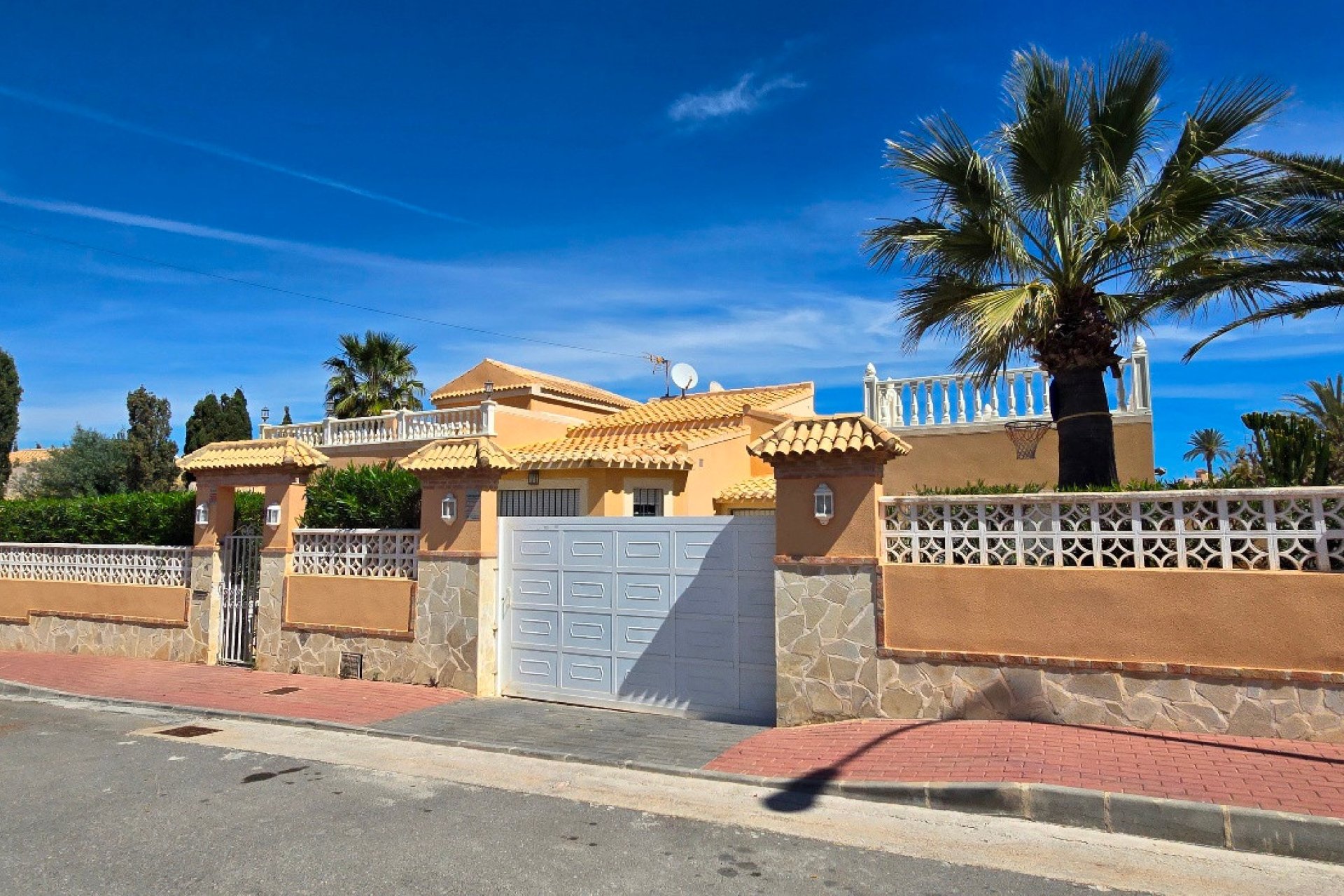 Reventa - Villa - Torrevieja - El Chaparral