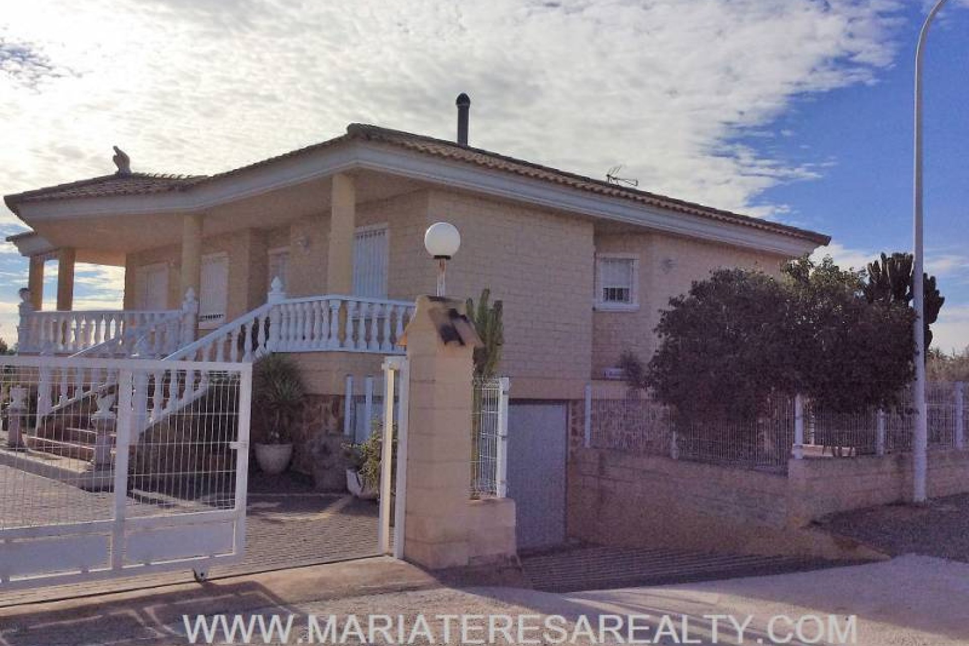 Reventa - Villa - Valle del Sol