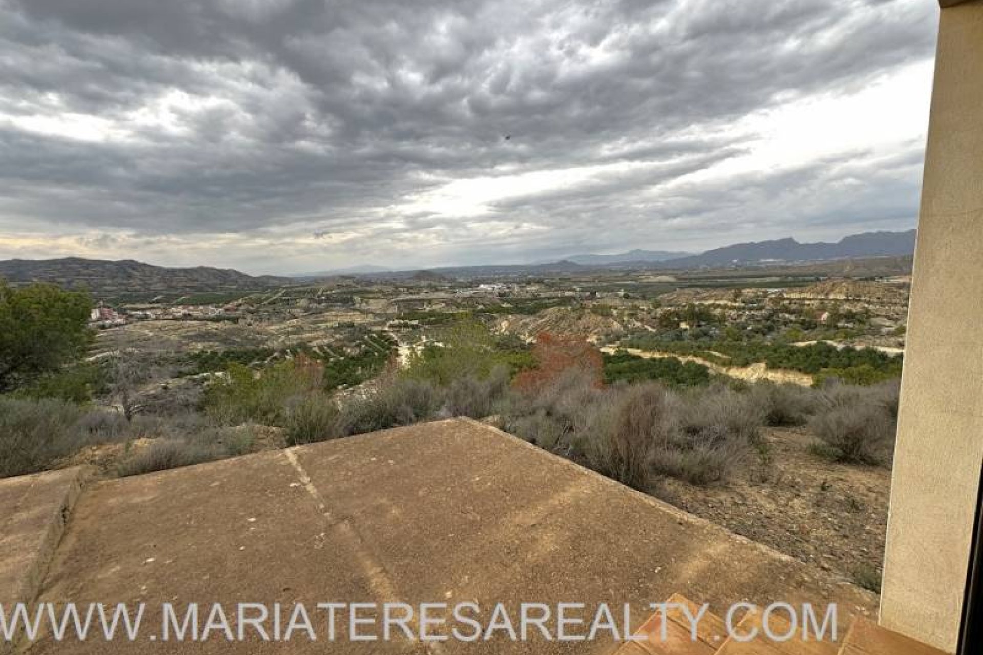 Reventa - Villa - Valle del Sol