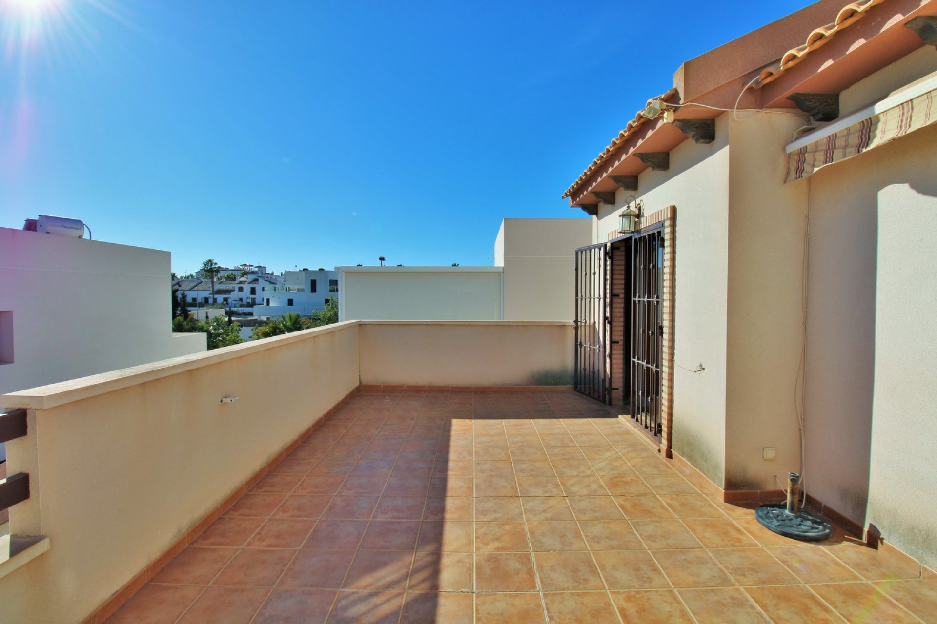 Reventa - Villa - Villamartín - PAU 8