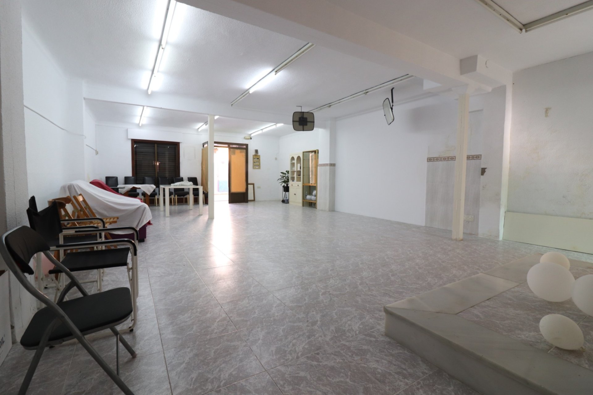 Revente - Commercial - Benijofar