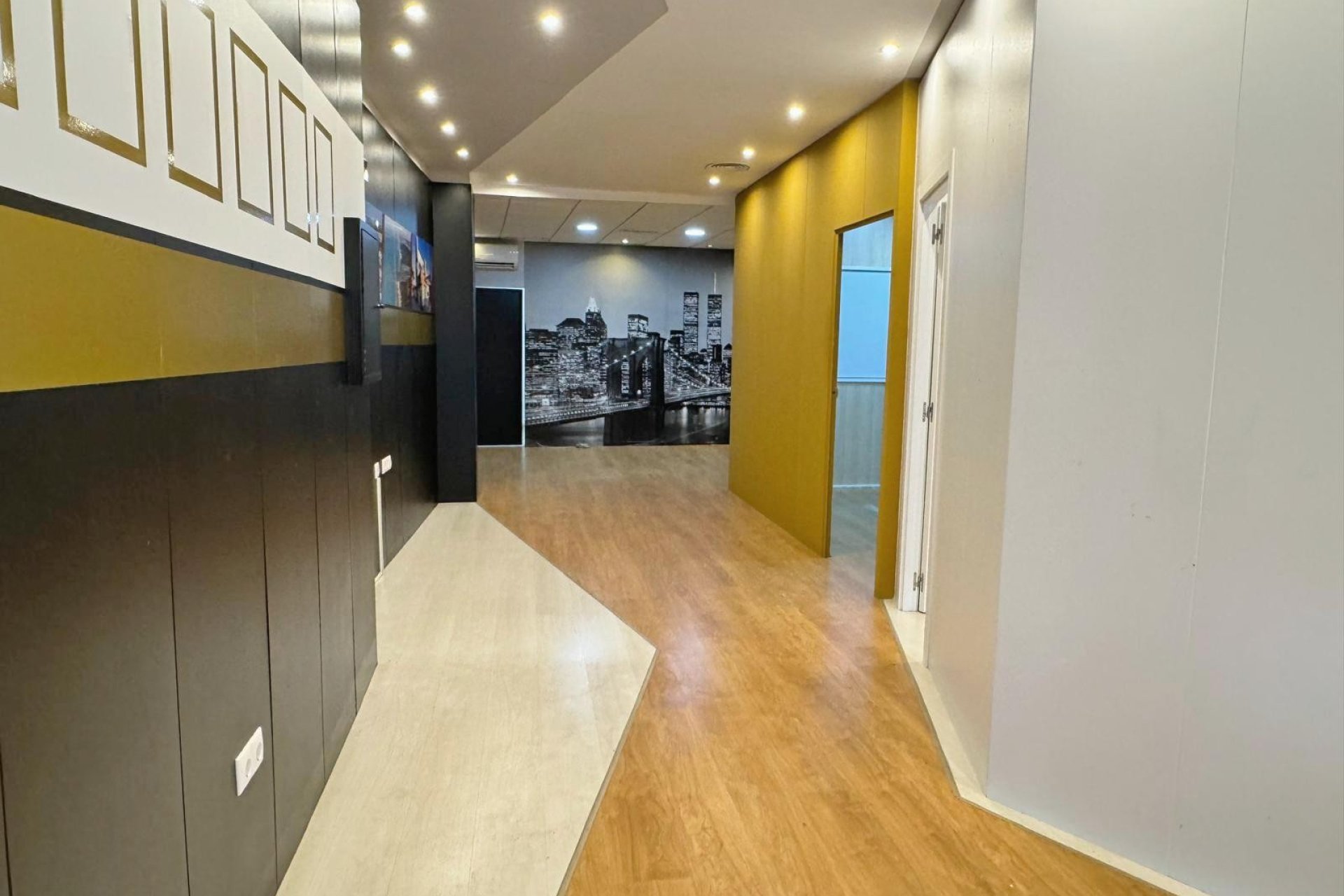 Revente - Commercial - Guardamar del Segura