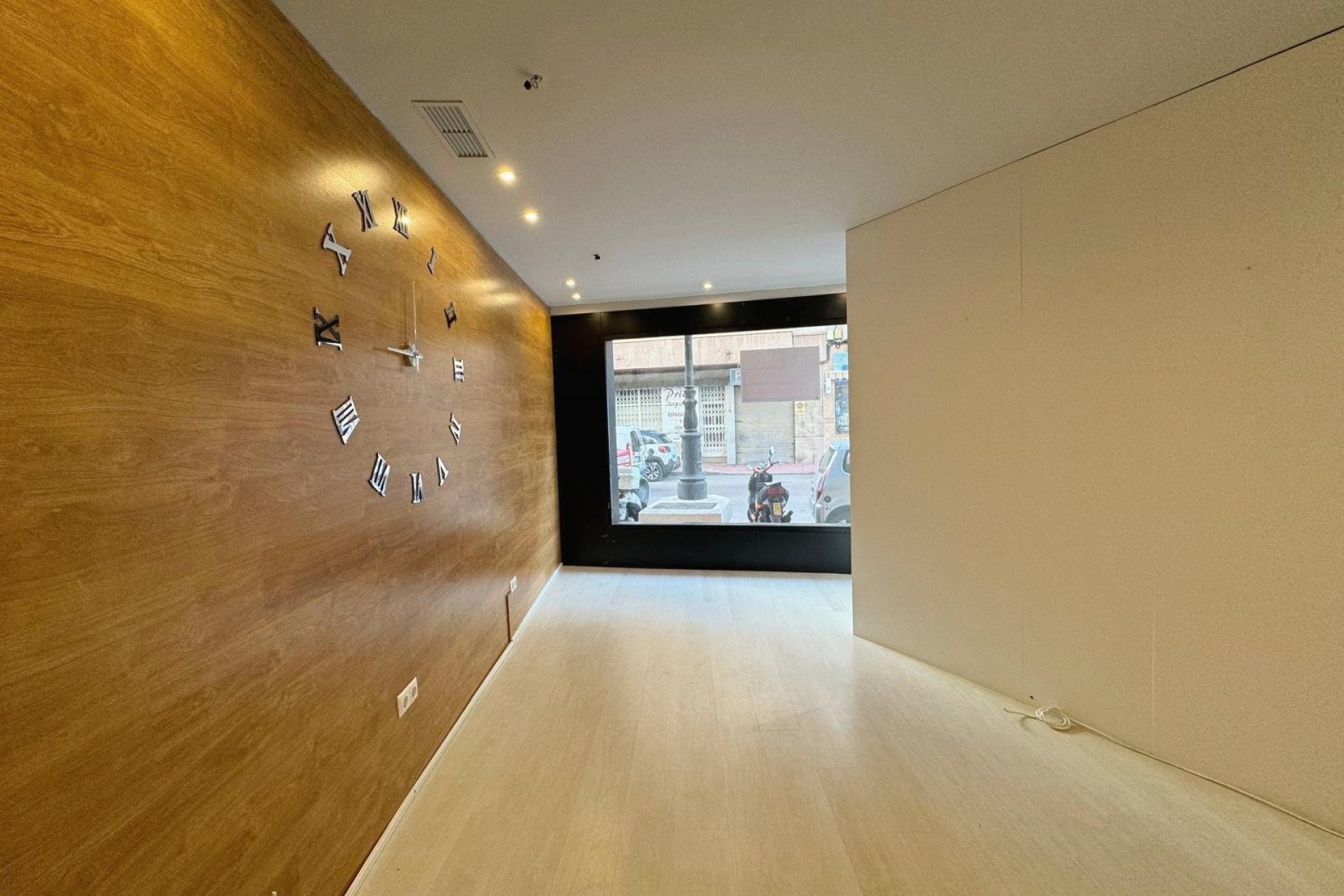 Revente - Commercial - Guardamar del Segura