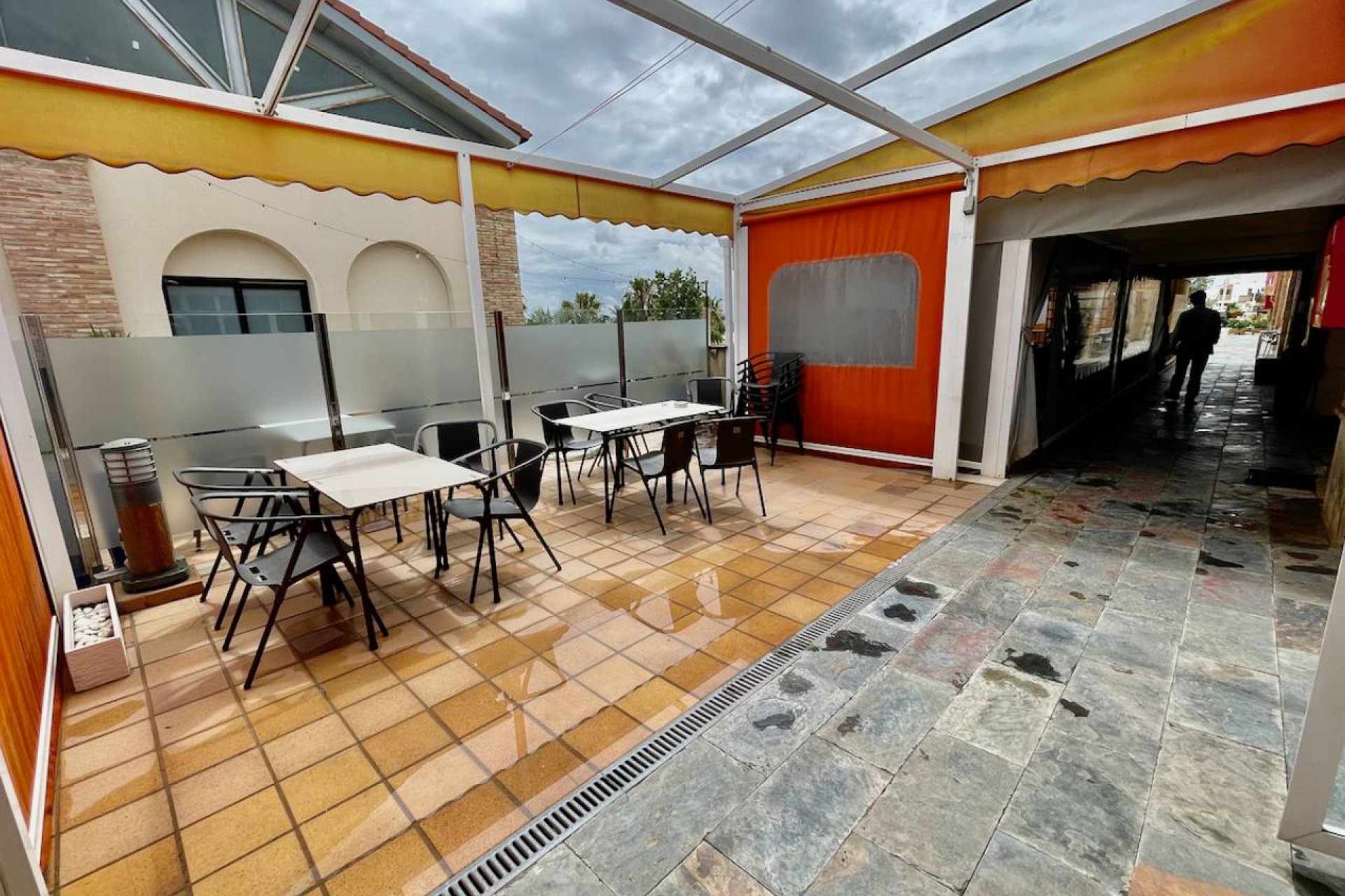 Revente - Commercial - La Finca Golf