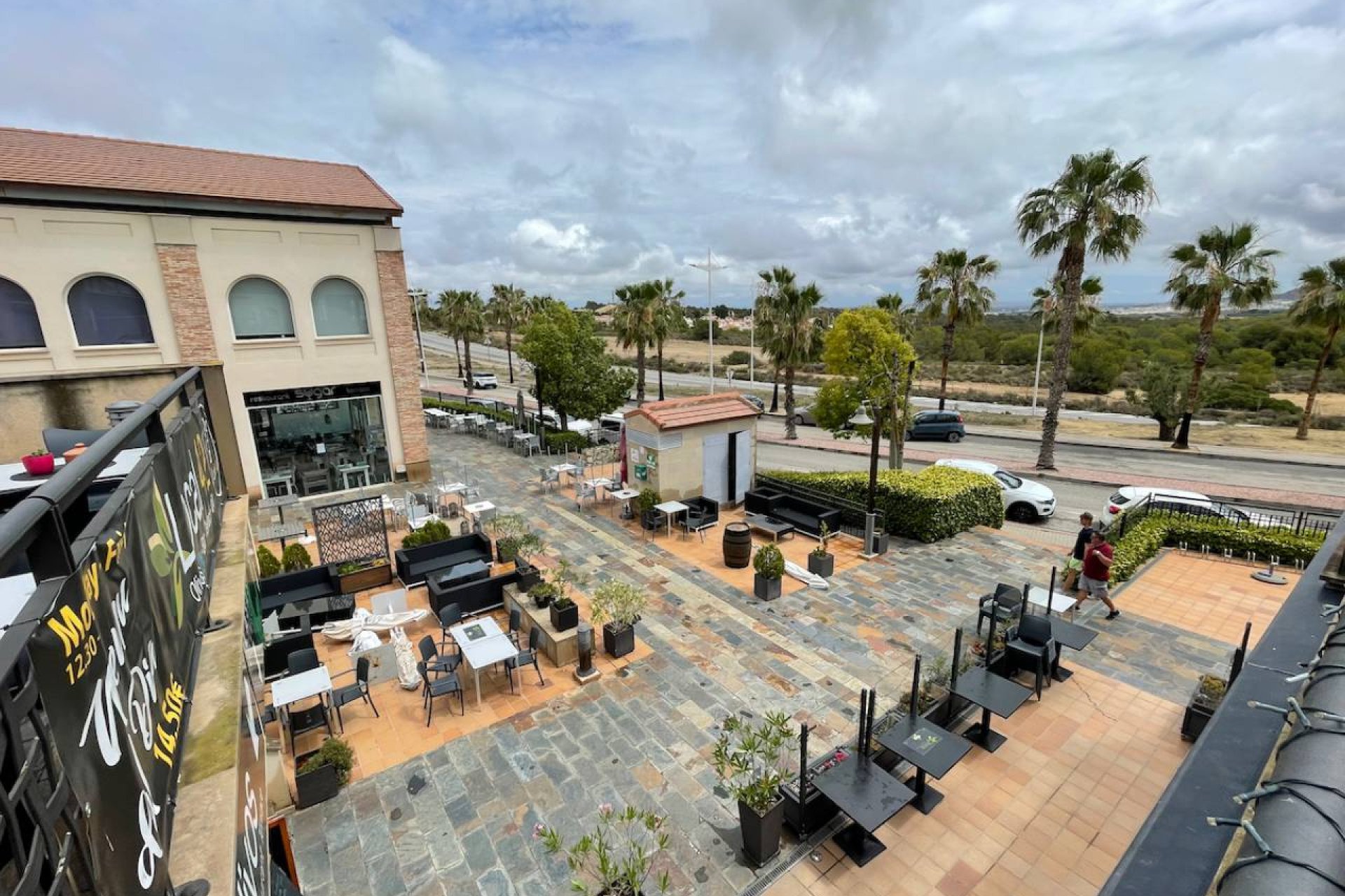 Revente - Commercial - La Finca Golf