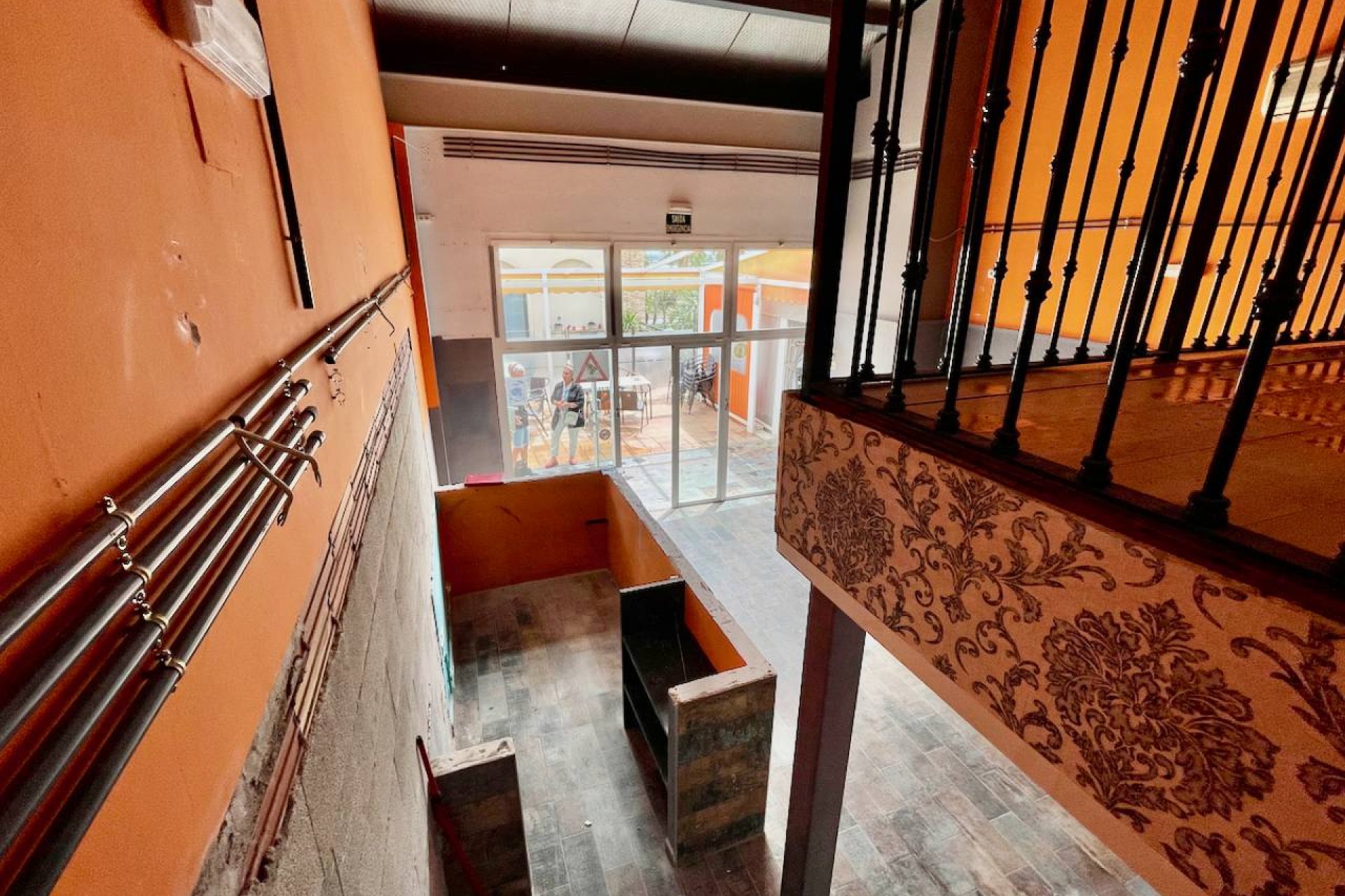 Revente - Commercial - La Finca Golf