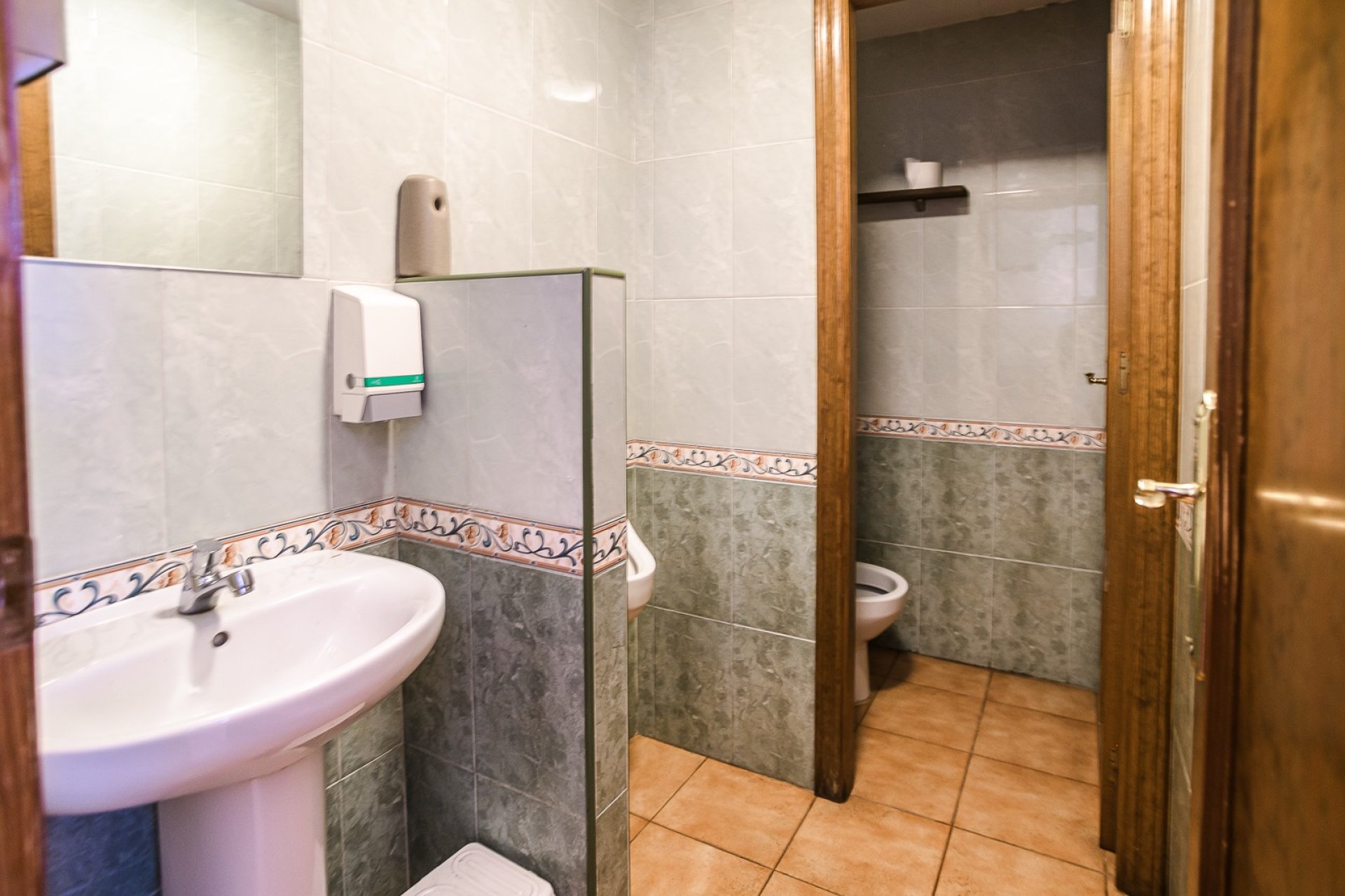 Revente - Commercial - Torrevieja - La veleta