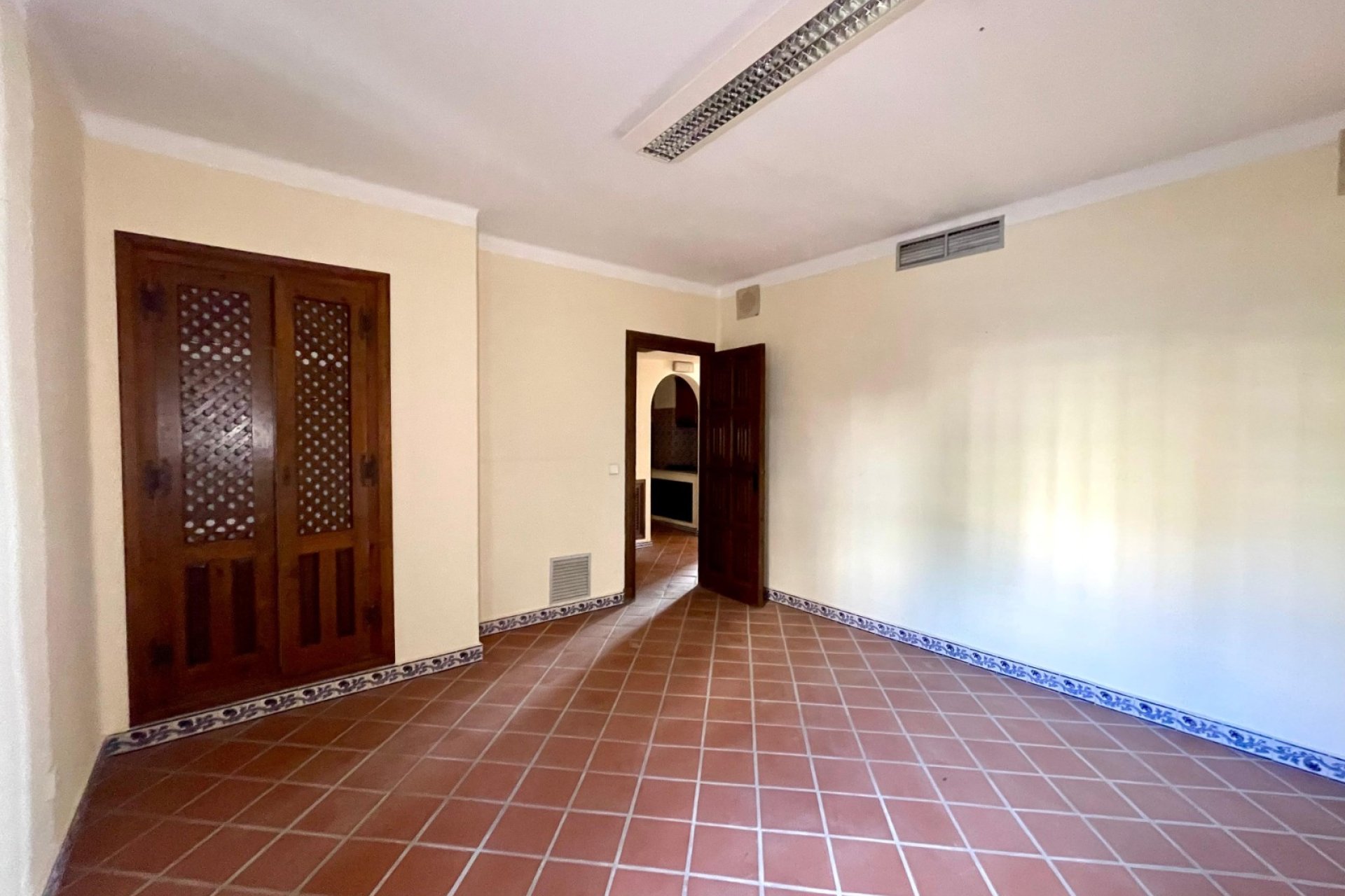 Revente - Commercial - Torrevieja - Playa Los Locos