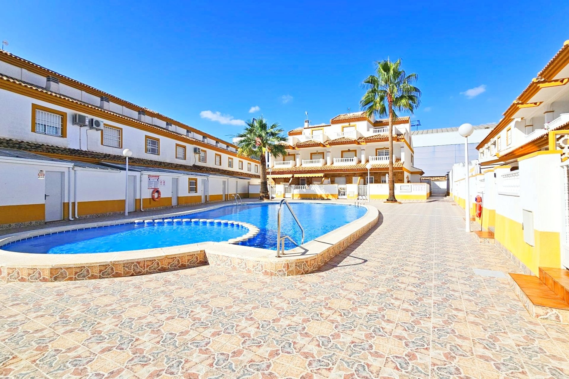 Revente - Maison de ville - Los Alcazares