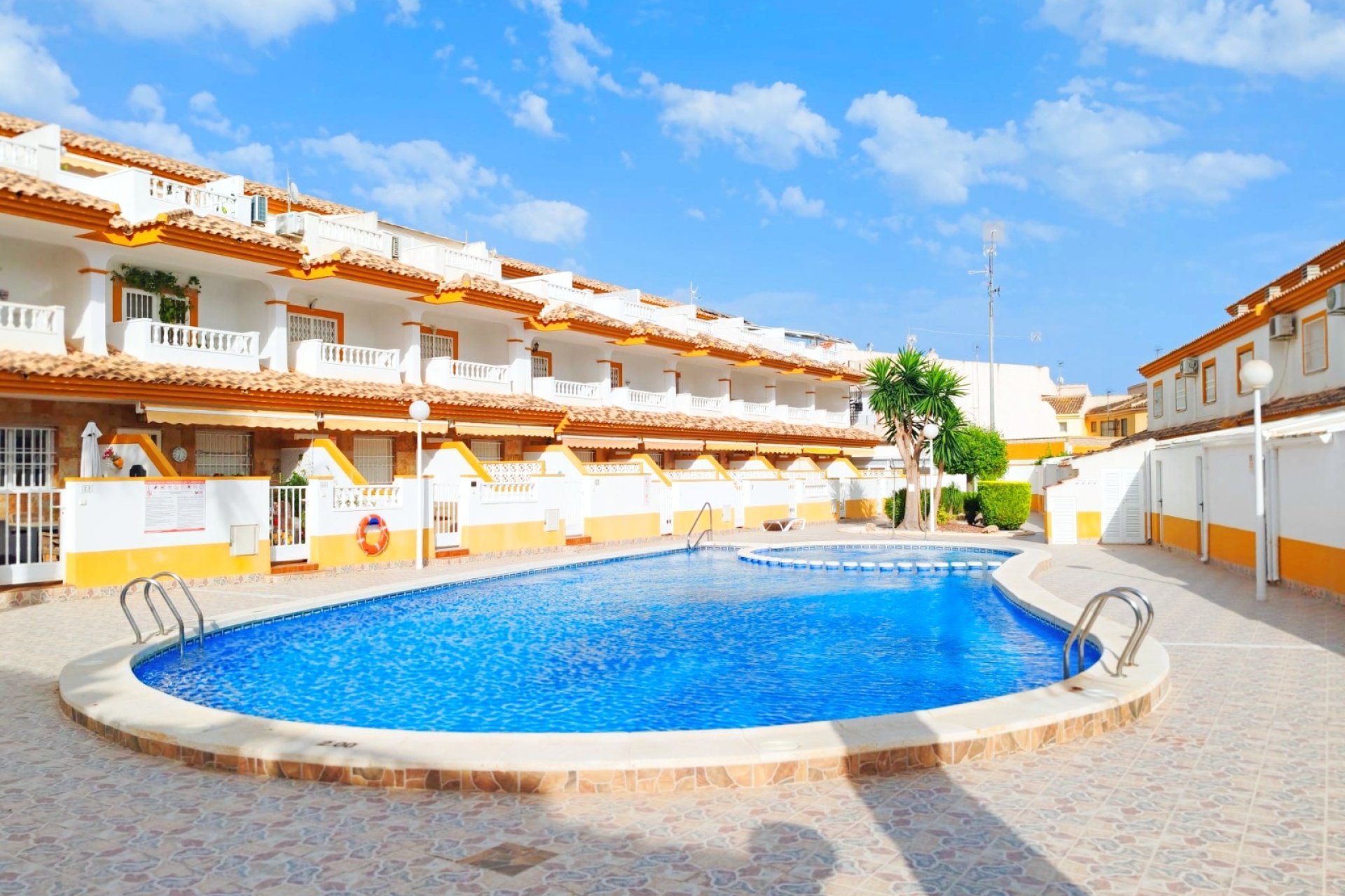 Revente - Maison de ville - Los Alcazares