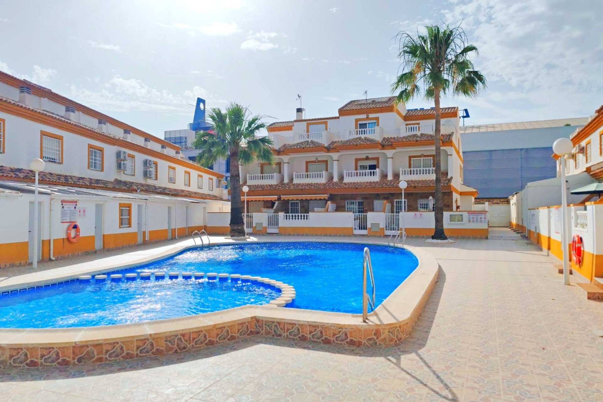 Revente - Maison de ville - Los Alcazares